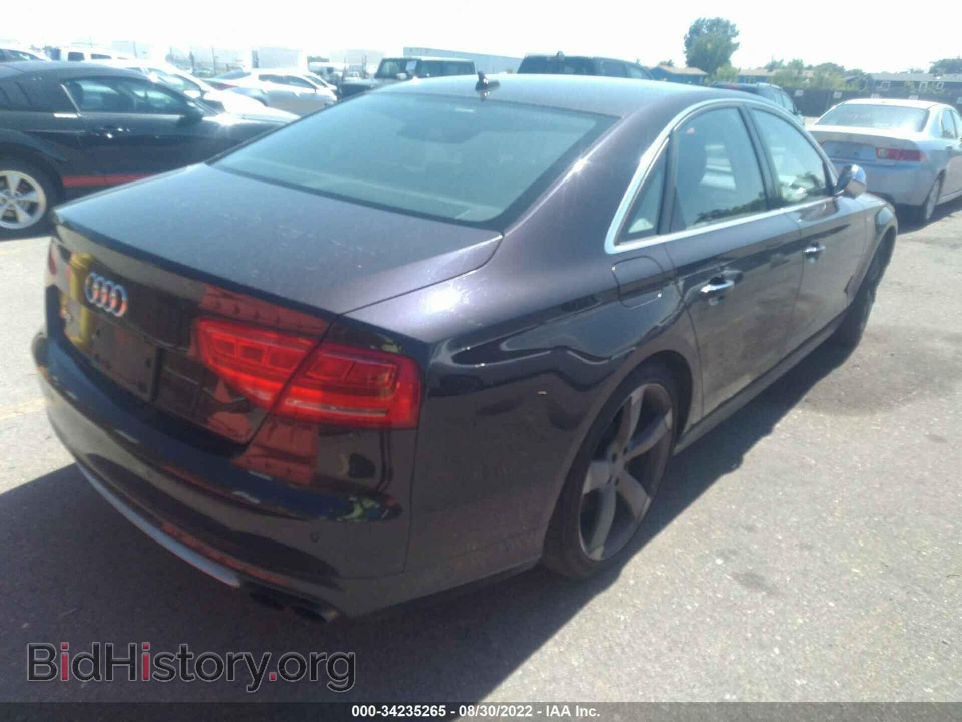 2014 AUDI S8 - VIN: WAUD2AFD5EN005066 - Фото 4