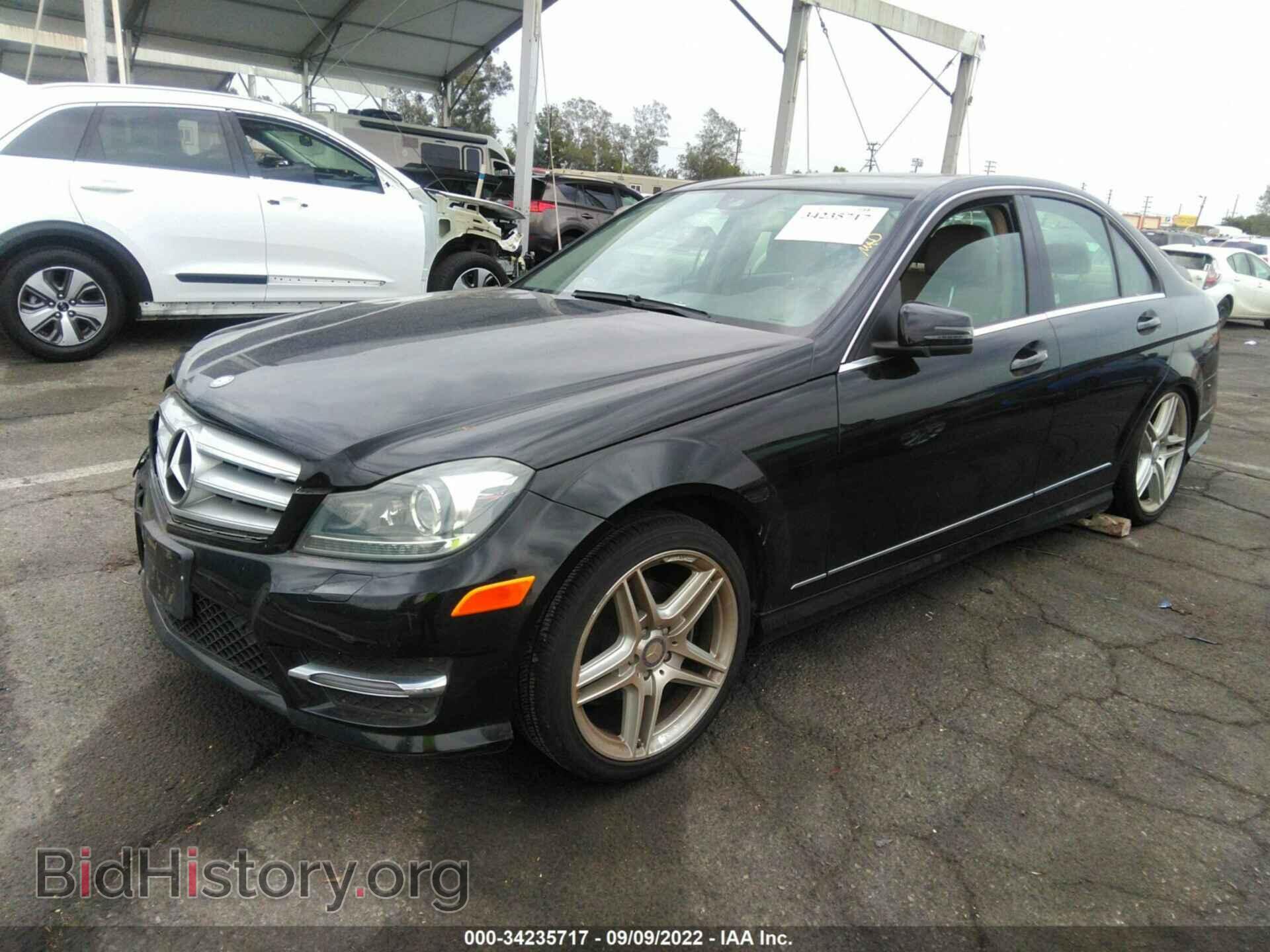 2013 MERCEDES-BENZ C-CLASS - VIN: WDDGF4HB0DA802547 - Фото 2