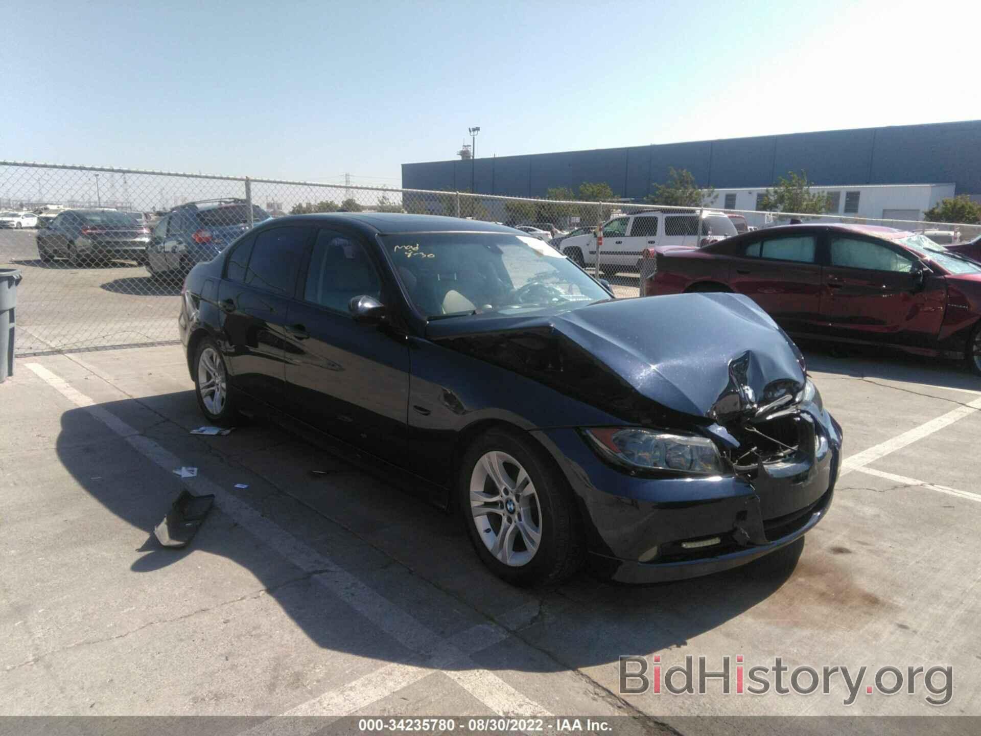 Photo WBAVC57558NK77394 - BMW 3 SERIES 2008