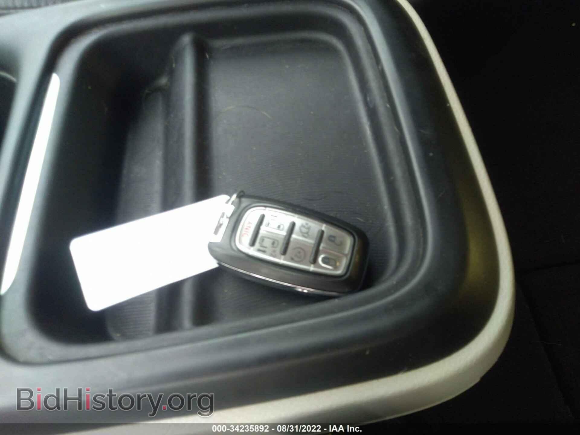 2019 CHRYSLER PACIFICA - VIN: 2C4RC1BG0KR554310 - Photo 9