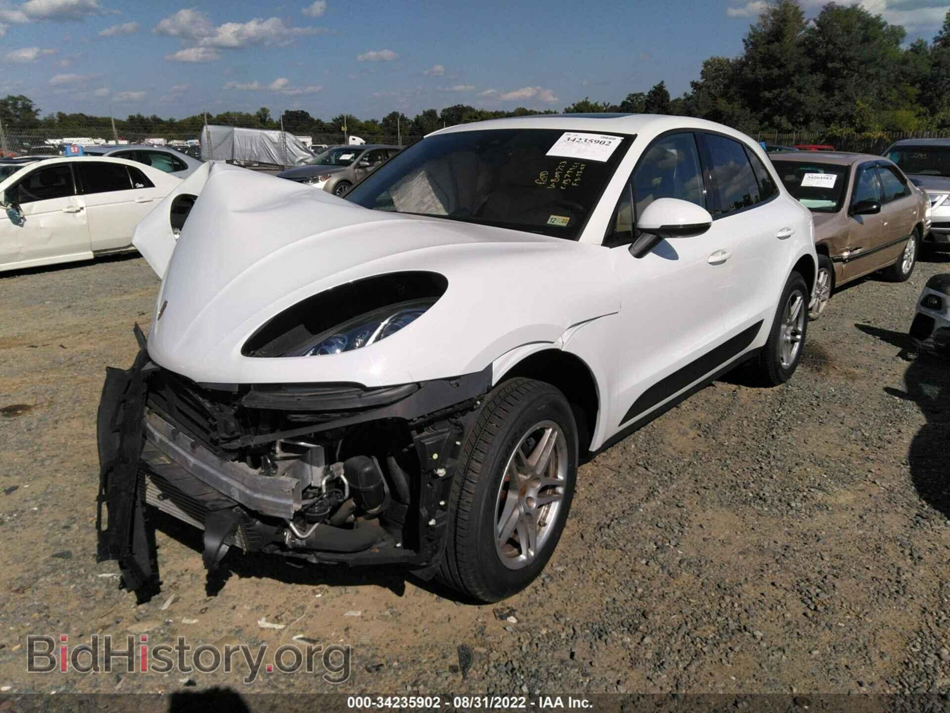 2018 PORSCHE MACAN - VIN: WP1AA2A55JLB09723 - Photo 2