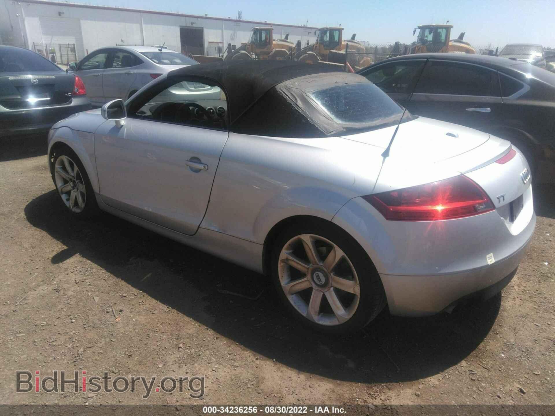 2008 AUDI TT - VIN: TRUMF38J281018655 - Фото 3