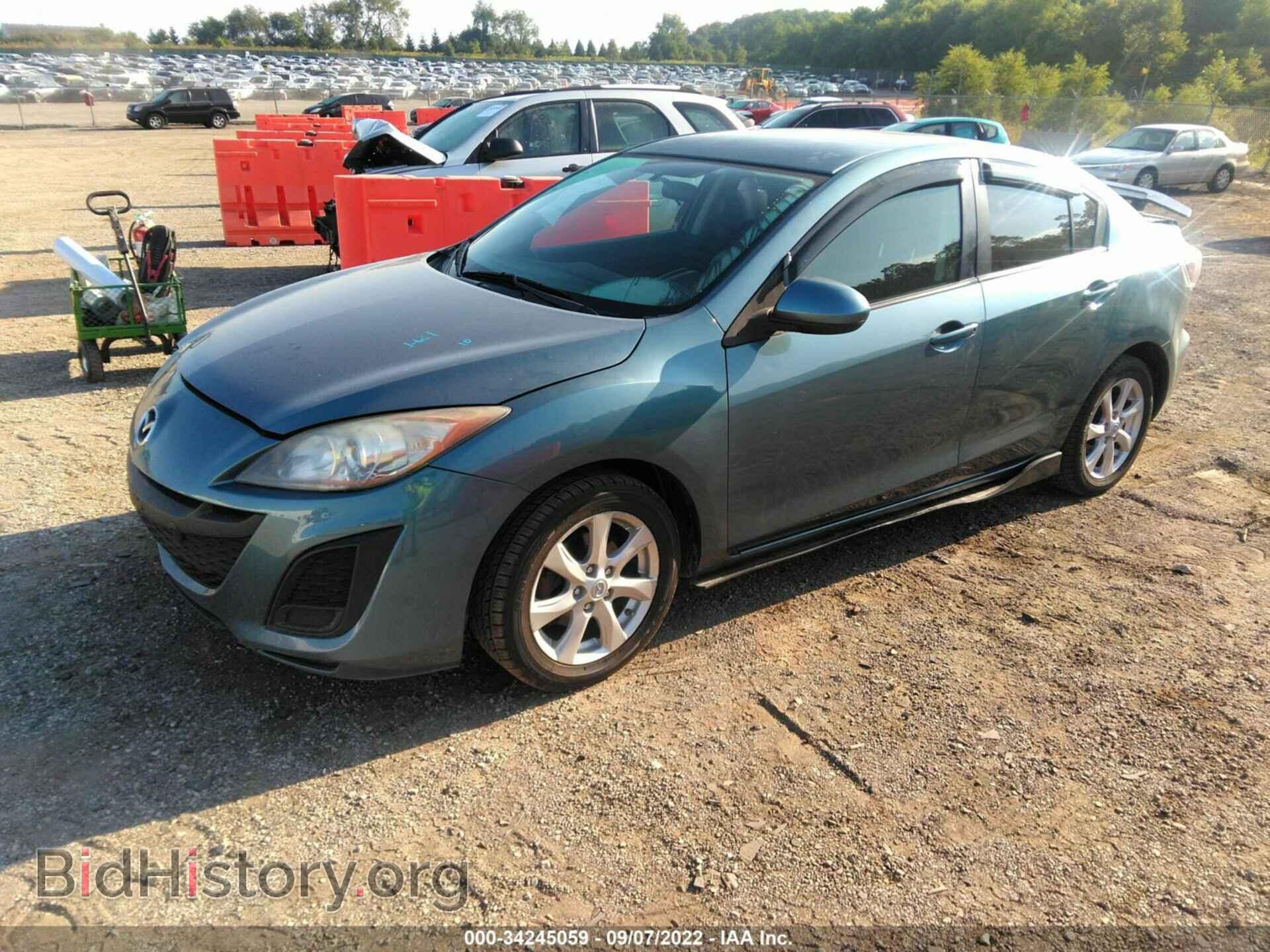 2011 MAZDA MAZDA3 - VIN: JM1BL1VF1B1426456 - Фото 2
