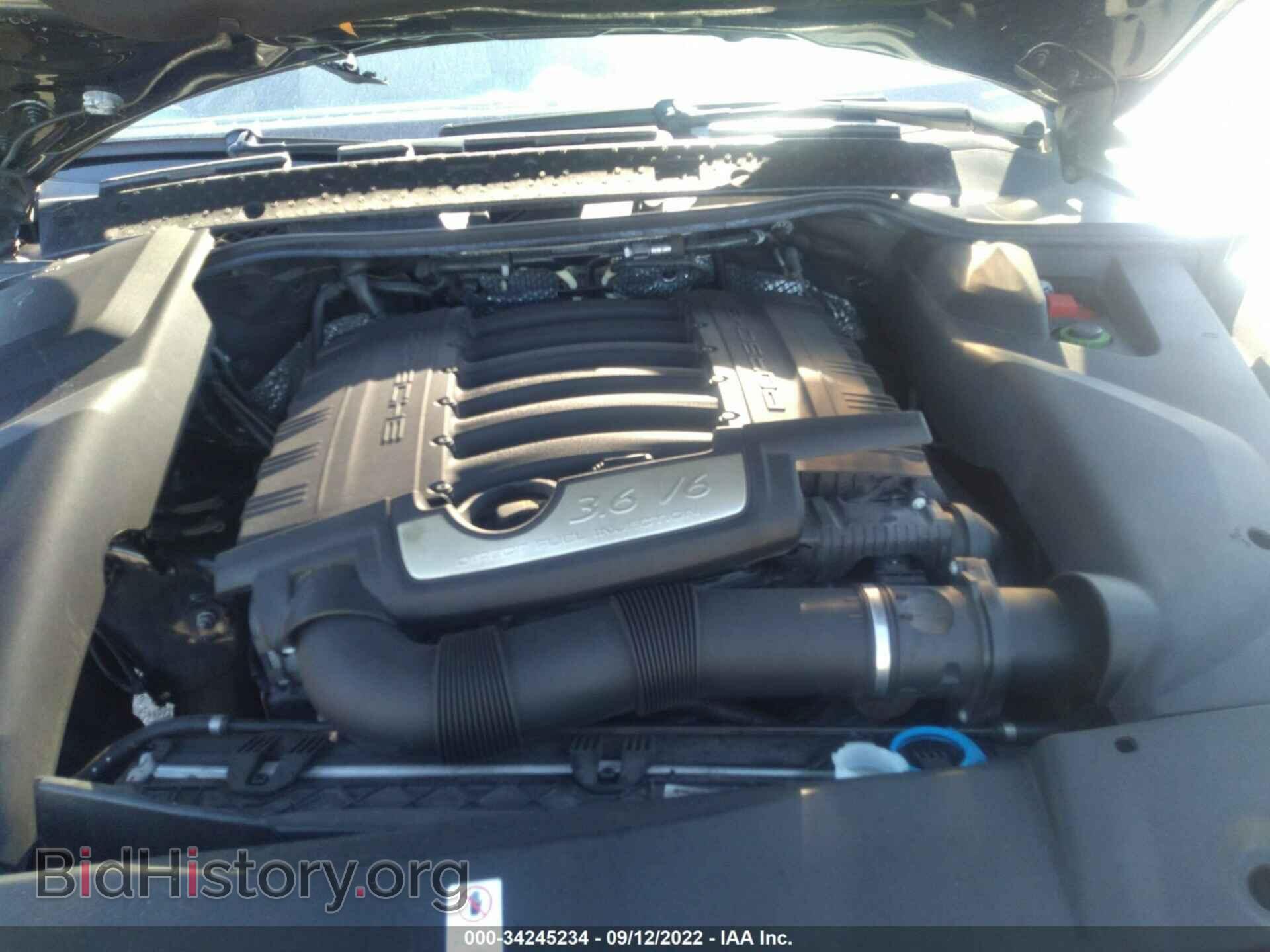 2018 PORSCHE CAYENNE - VIN: WP1AA2A22JKA01054 - Фото 10