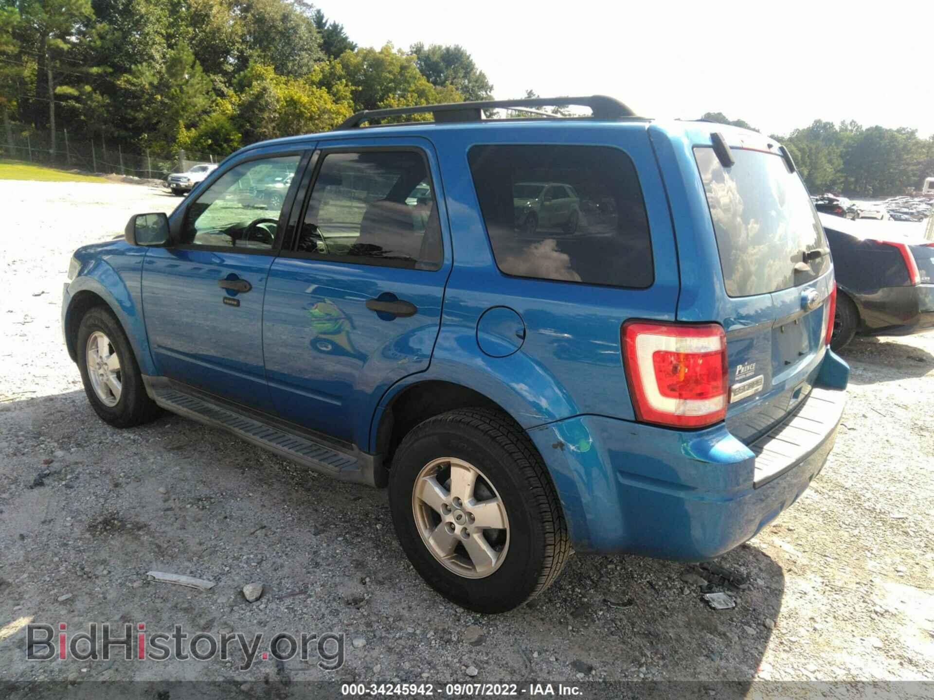 2011 FORD ESCAPE - VIN: 1FMCU0D7XBKA83139 - Фото 3
