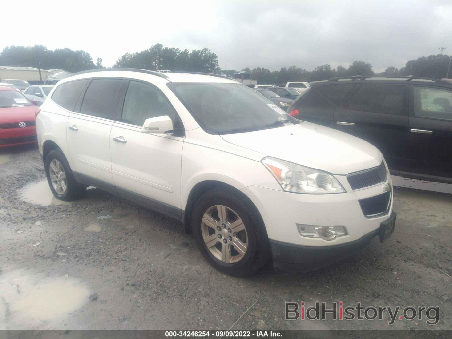 Photo 1GNKVGED8BJ399565 - CHEVROLET TRAVERSE 2011