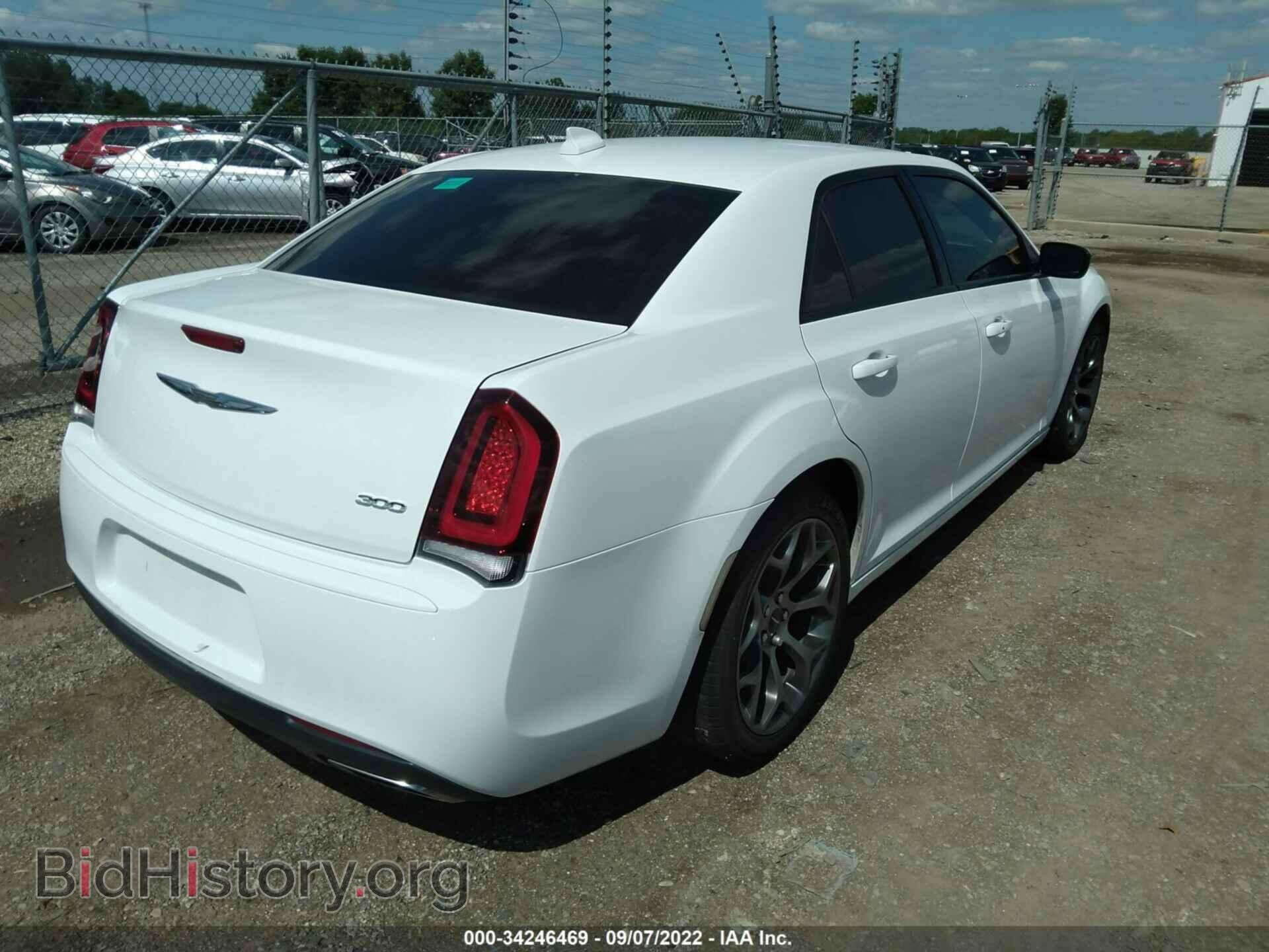 2018 CHRYSLER 300 - VIN: 2C3CCAAG5JH293367 - Фото 4