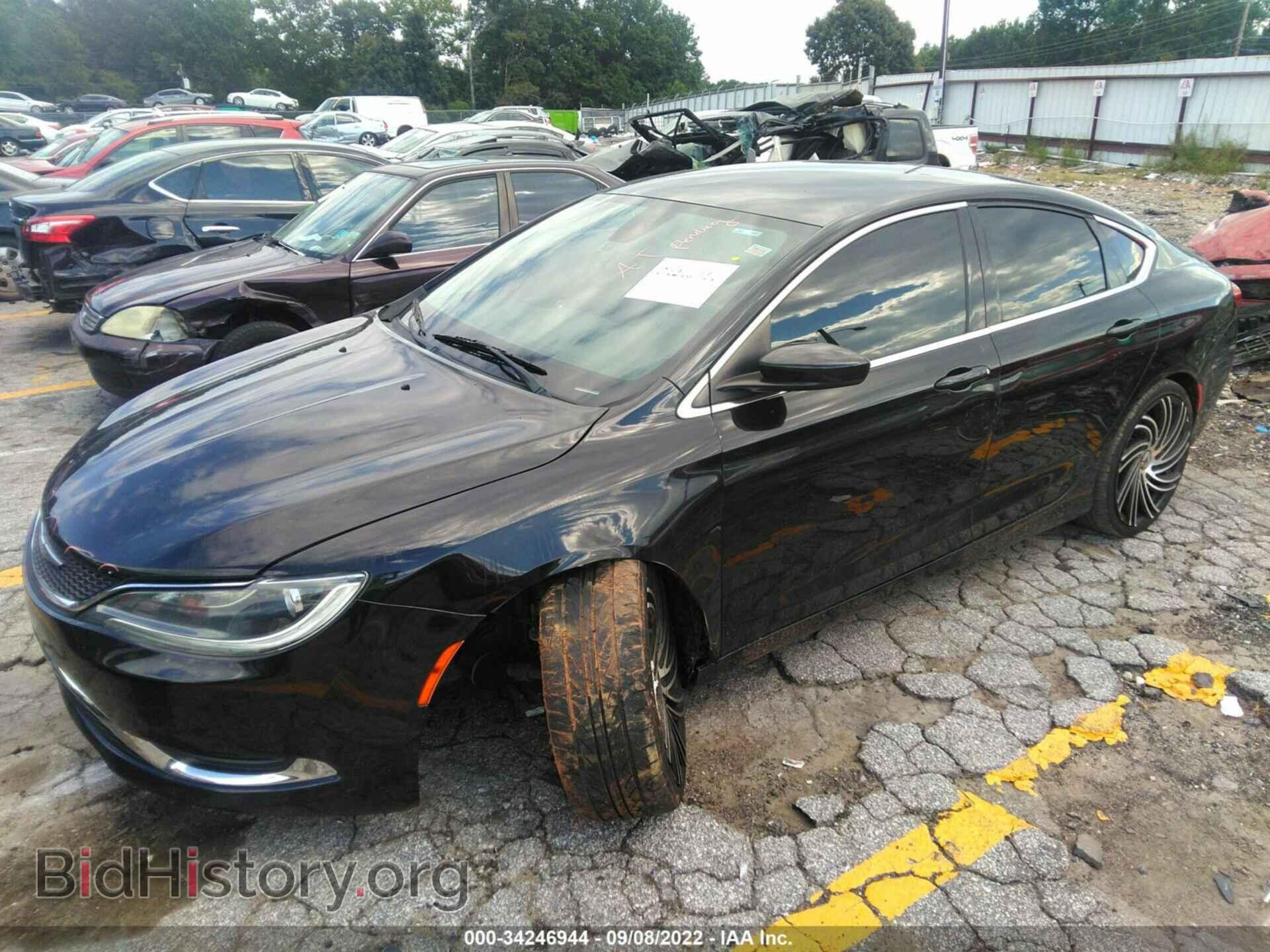 2015 CHRYSLER 200 - VIN: 1C3CCCAB6FN744580 - Фото 2