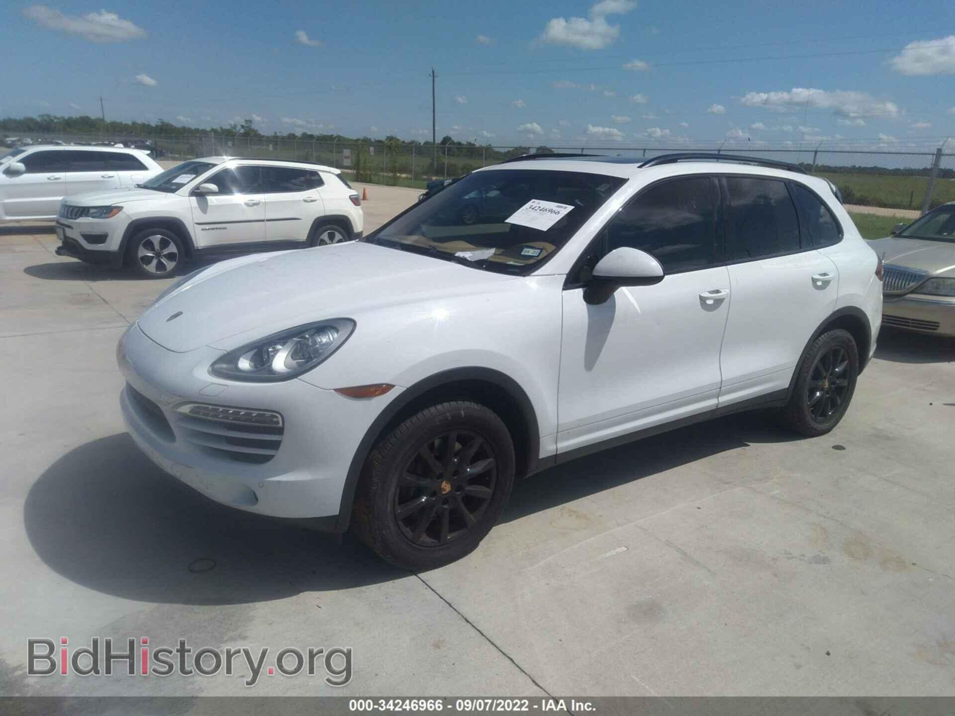 2014 PORSCHE CAYENNE - VIN: WP1AA2A23ELA91217 - Фото 2