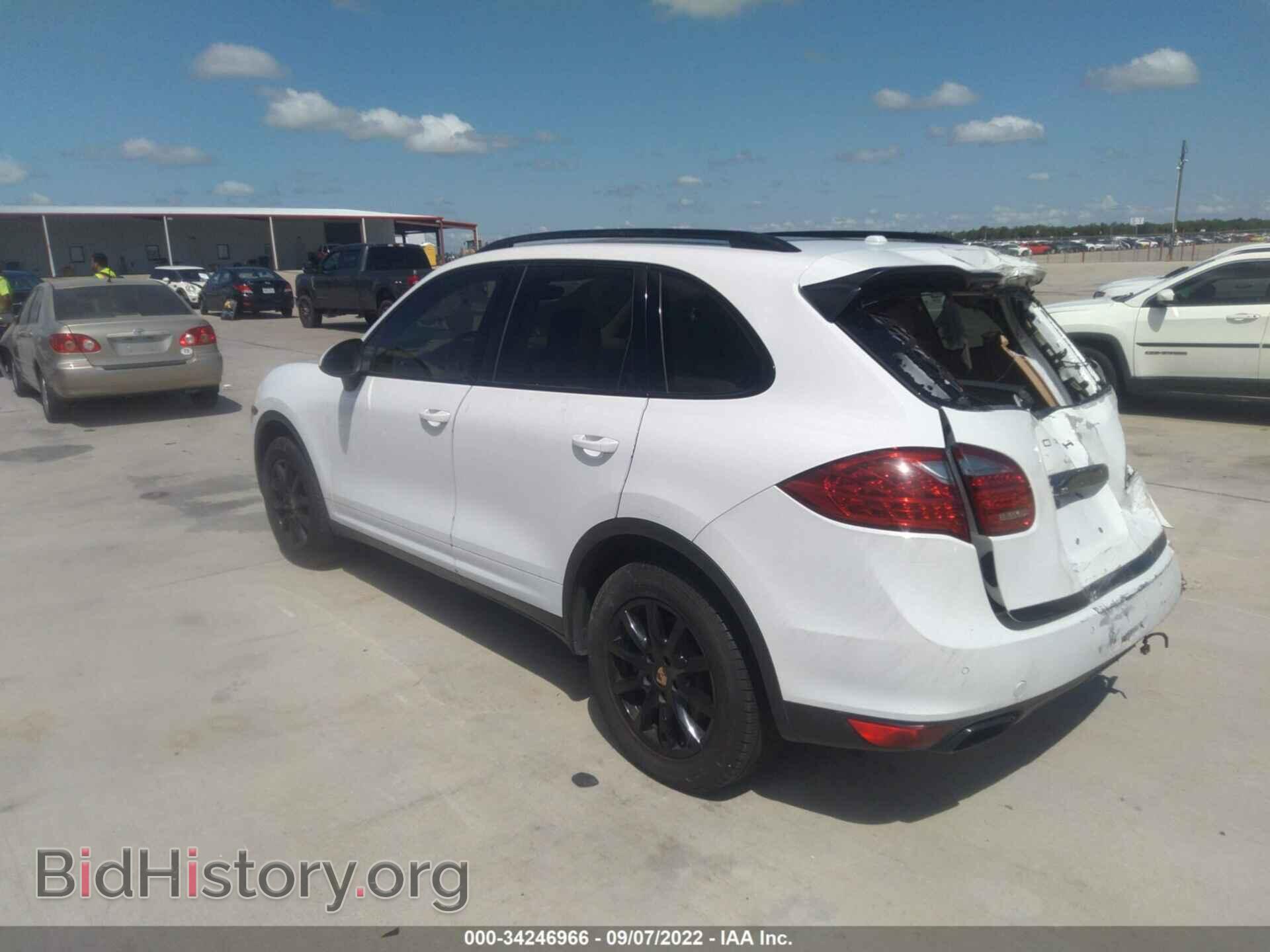 2014 PORSCHE CAYENNE - VIN: WP1AA2A23ELA91217 - Фото 3
