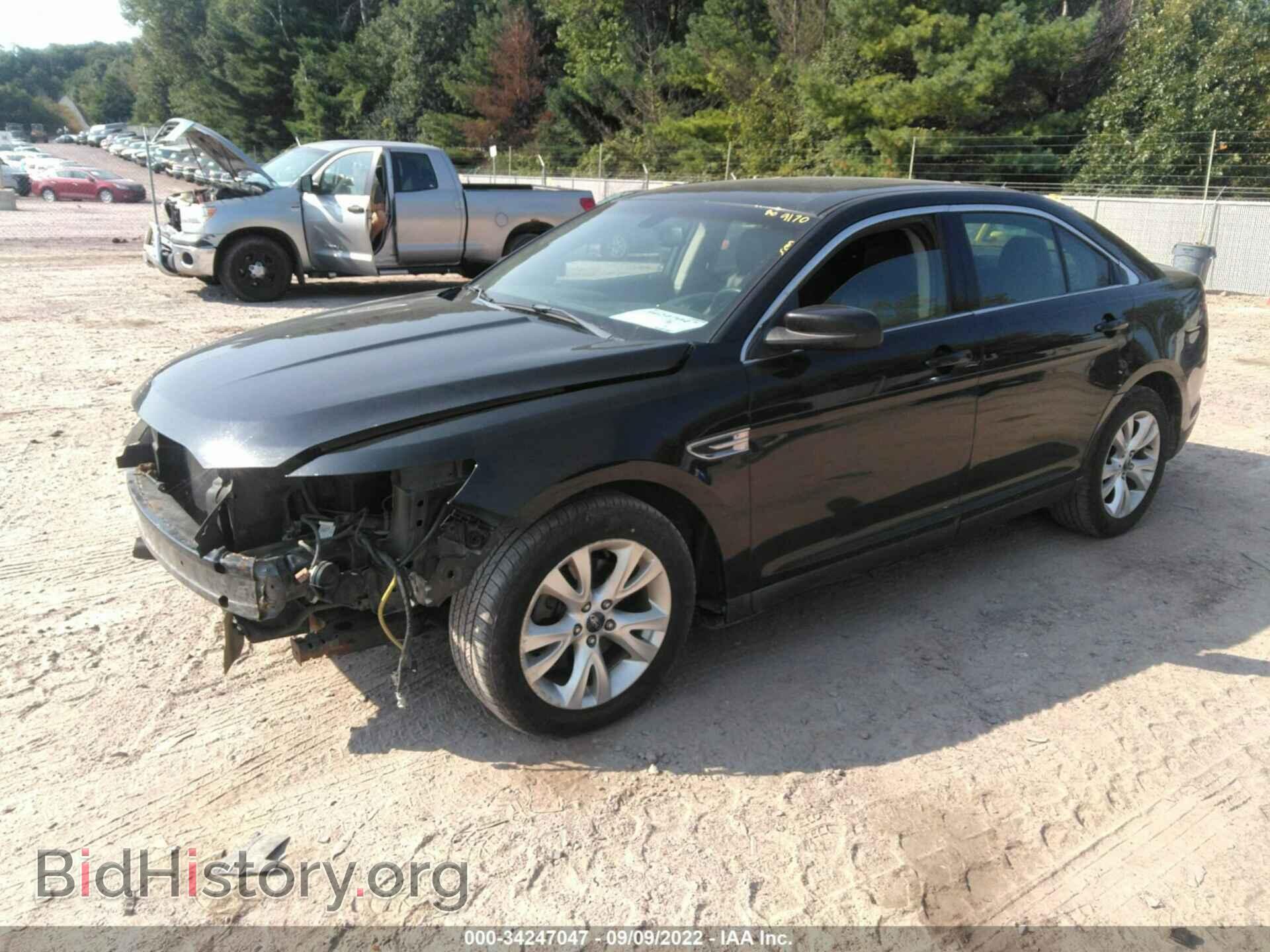 2011 FORD TAURUS - VIN: 1FAHP2HW1BG144319 - Photo 2