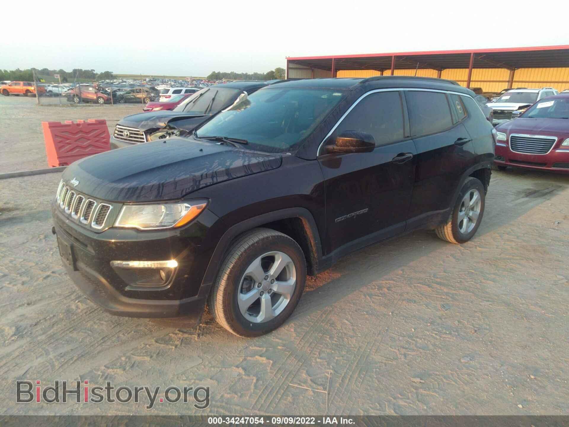 2018 JEEP COMPASS - VIN: 3C4NJCBB6JT194492 - Фото 2