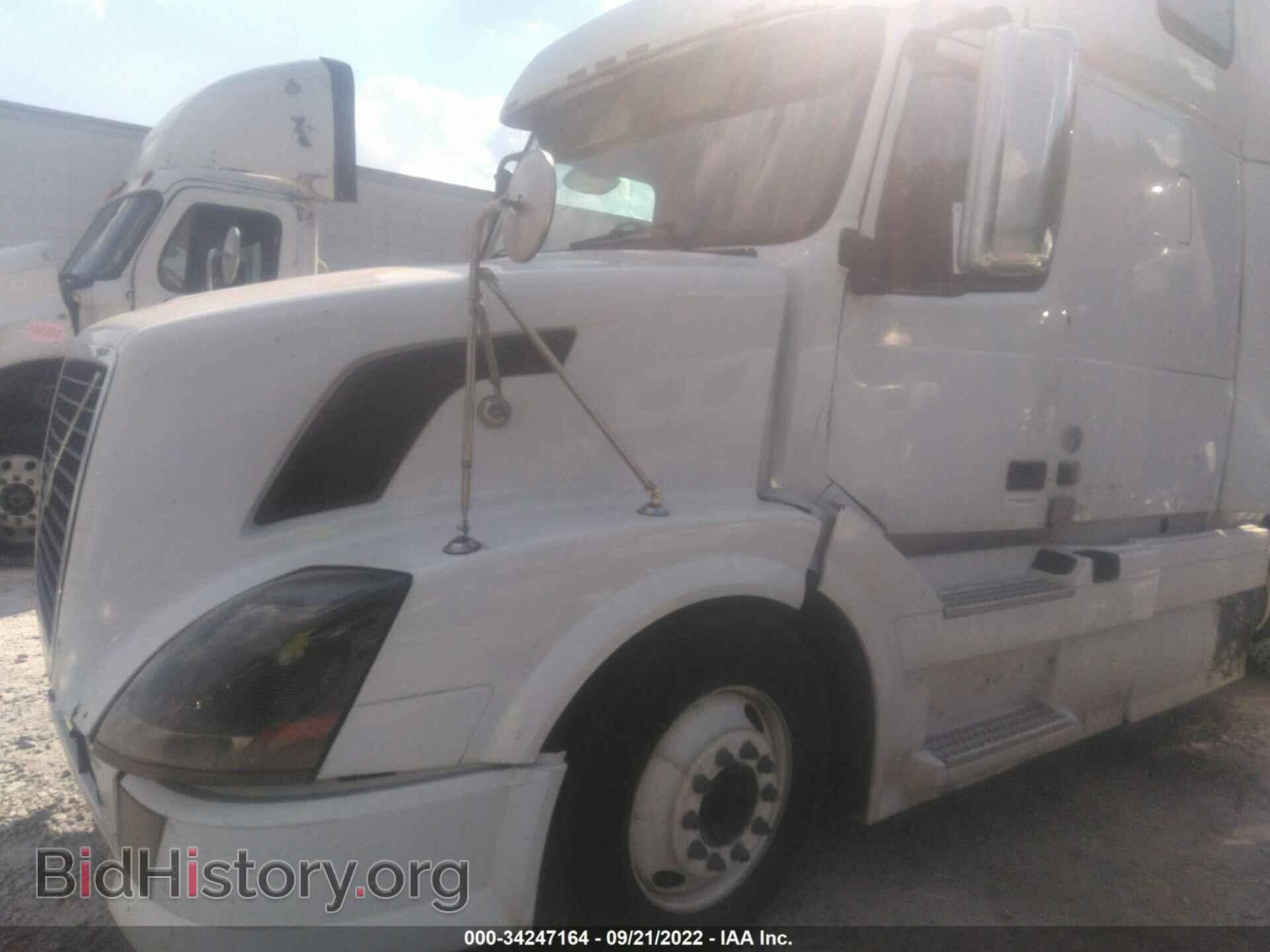2012 VOLVO VN - VIN: 4V4NC9THSCN548400 - Фото 13