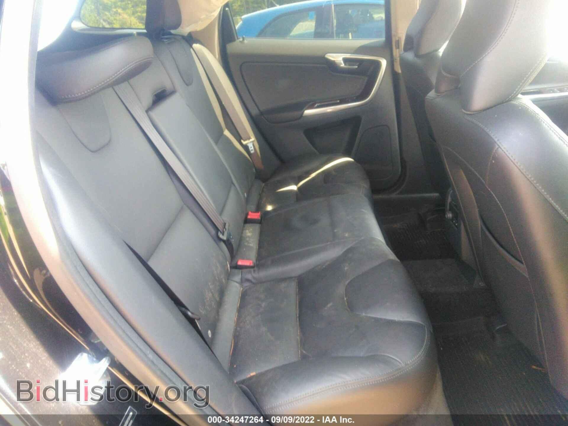 2015 VOLVO XC60 - VIN: YV4940RD3F2614634 - Фото 8