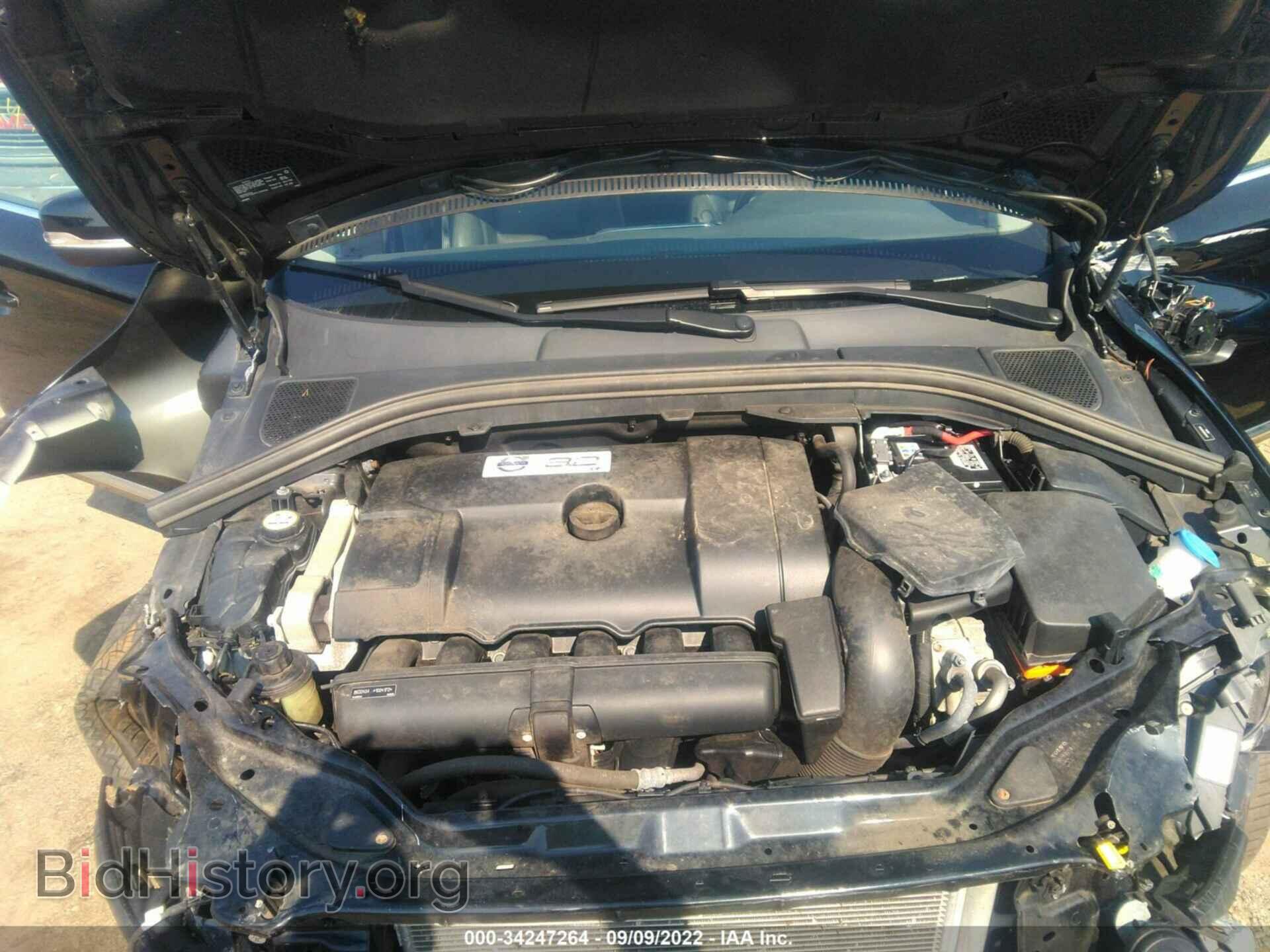 2015 VOLVO XC60 - VIN: YV4940RD3F2614634 - Фото 10