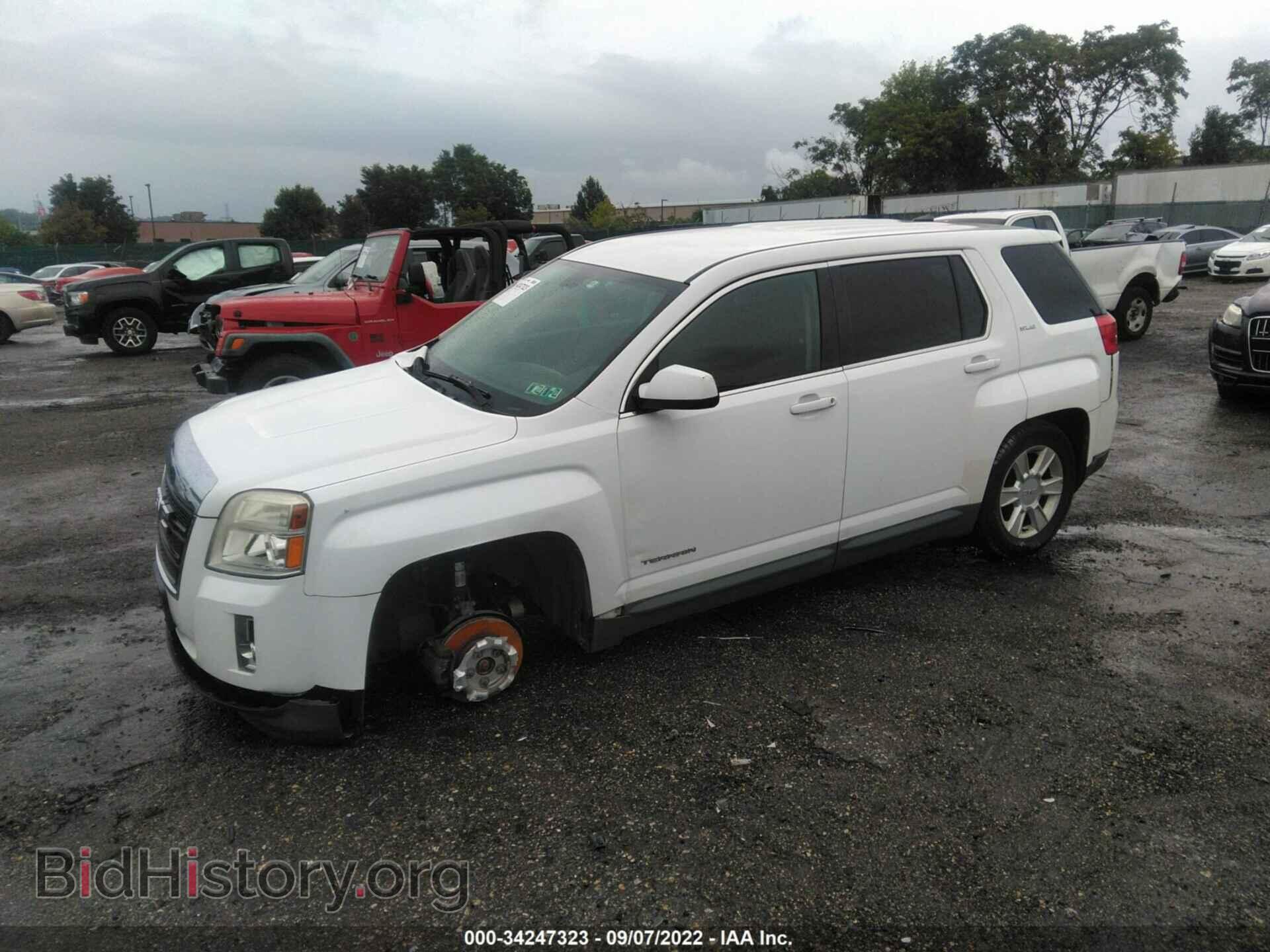 2011 GMC TERRAIN - VIN: 2CTALMECXB6398192 - Photo 2
