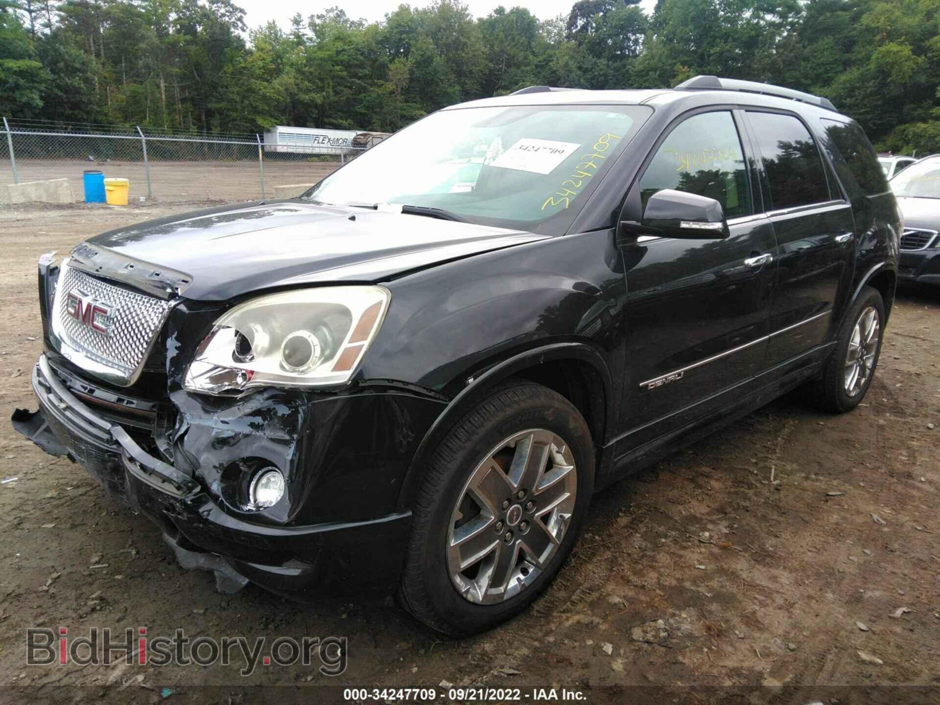 2011 GMC ACADIA - VIN: 1GKKVTED6BJ200048 - Photo 2