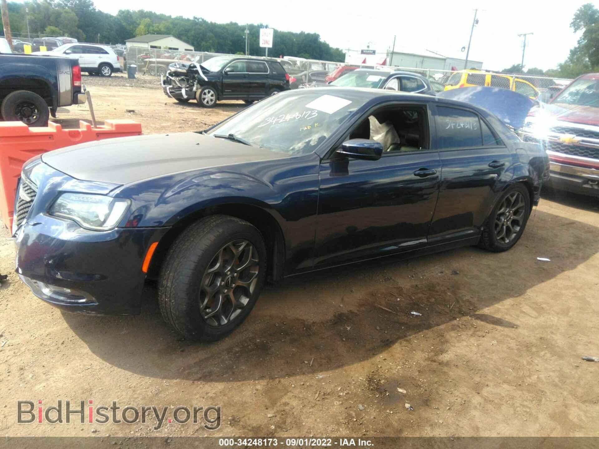 2016 CHRYSLER 300 - VIN: 2C3CCAGG8GH349351 - Фото 2
