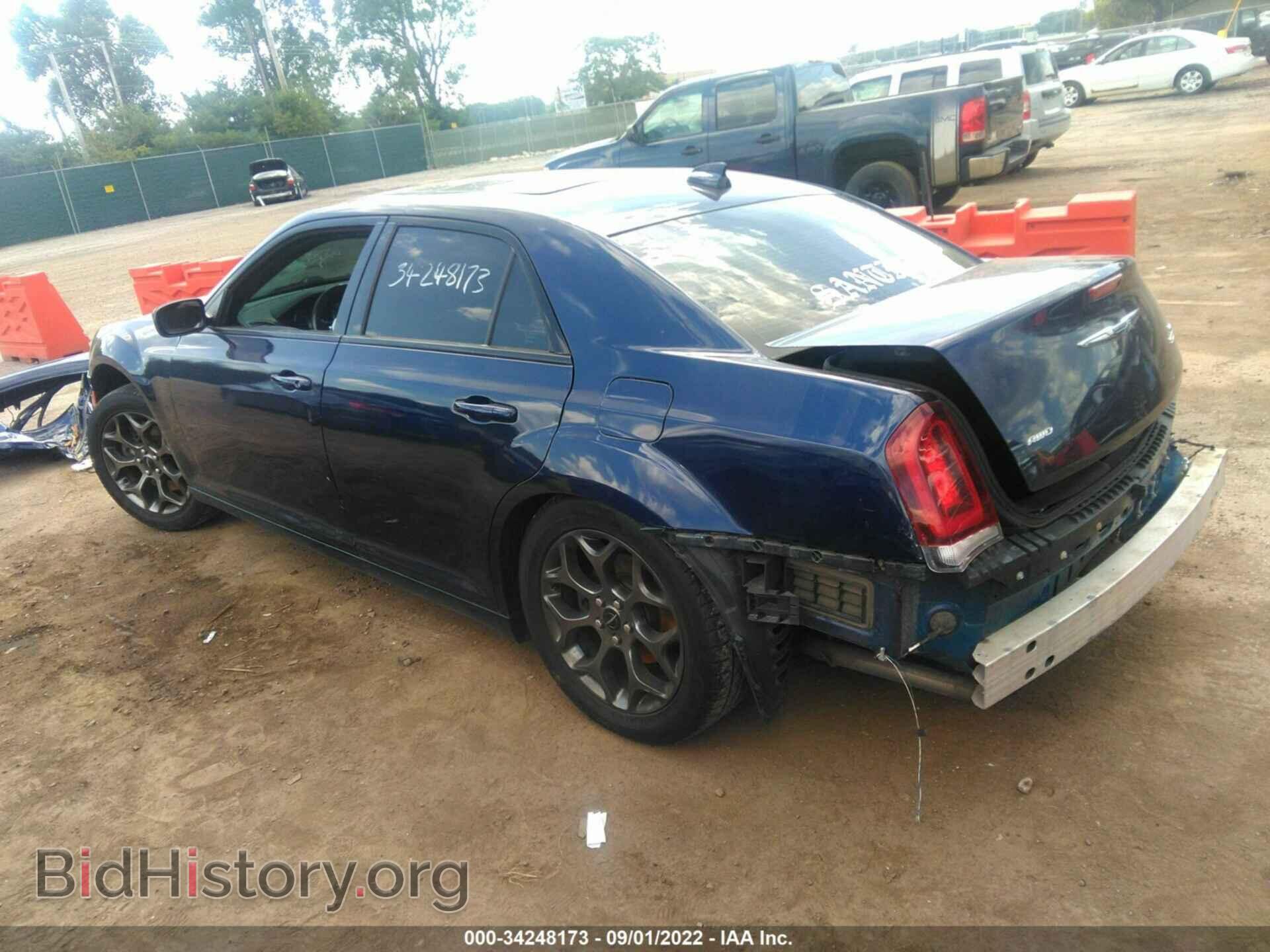 2016 CHRYSLER 300 - VIN: 2C3CCAGG8GH349351 - Фото 3