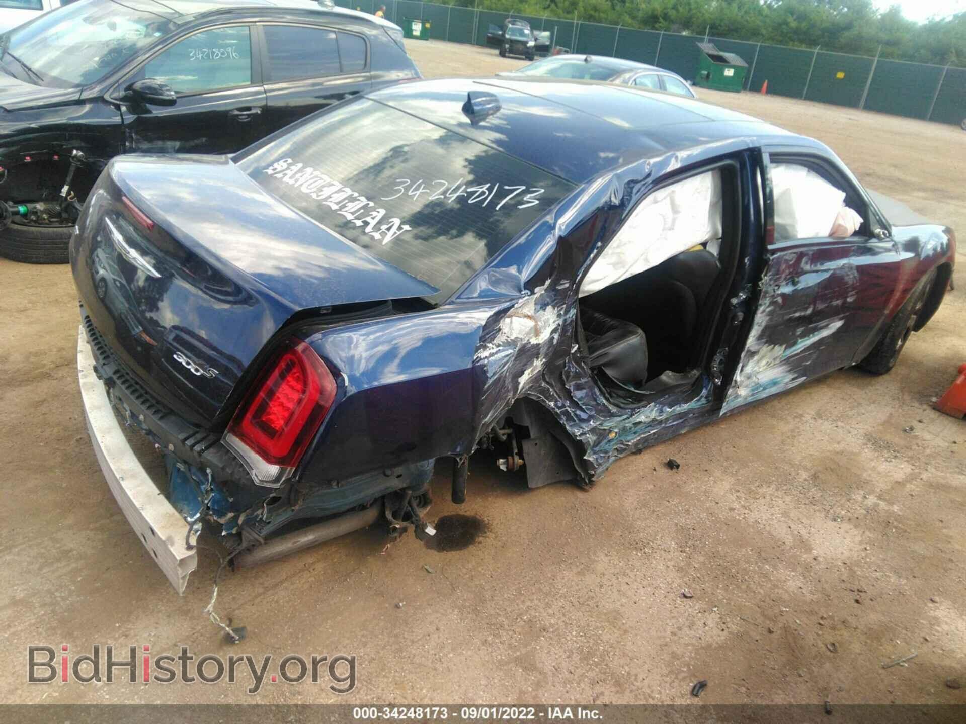 2016 CHRYSLER 300 - VIN: 2C3CCAGG8GH349351 - Фото 4