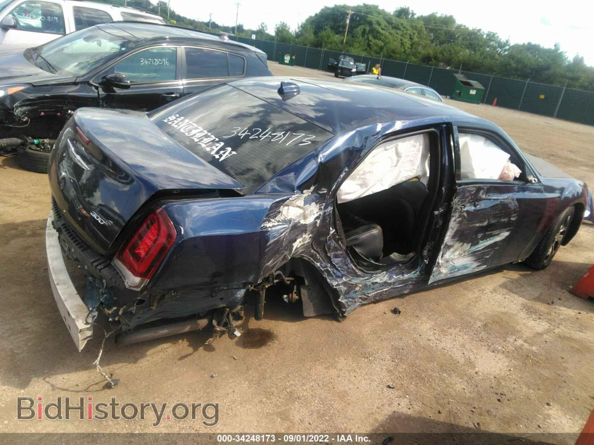 2016 CHRYSLER 300 - VIN: 2C3CCAGG8GH349351 - Фото 6