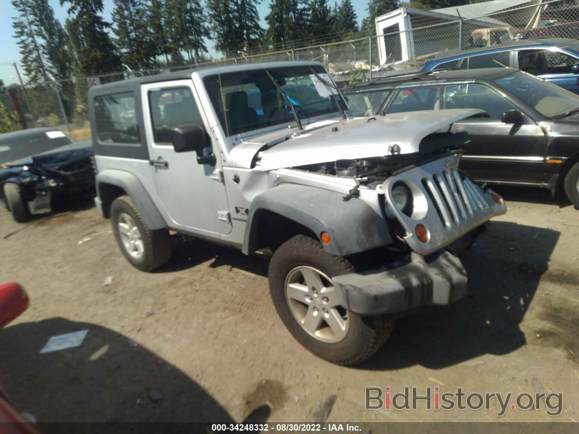 Photo 1J4FA24118L512912 - JEEP WRANGLER 2008