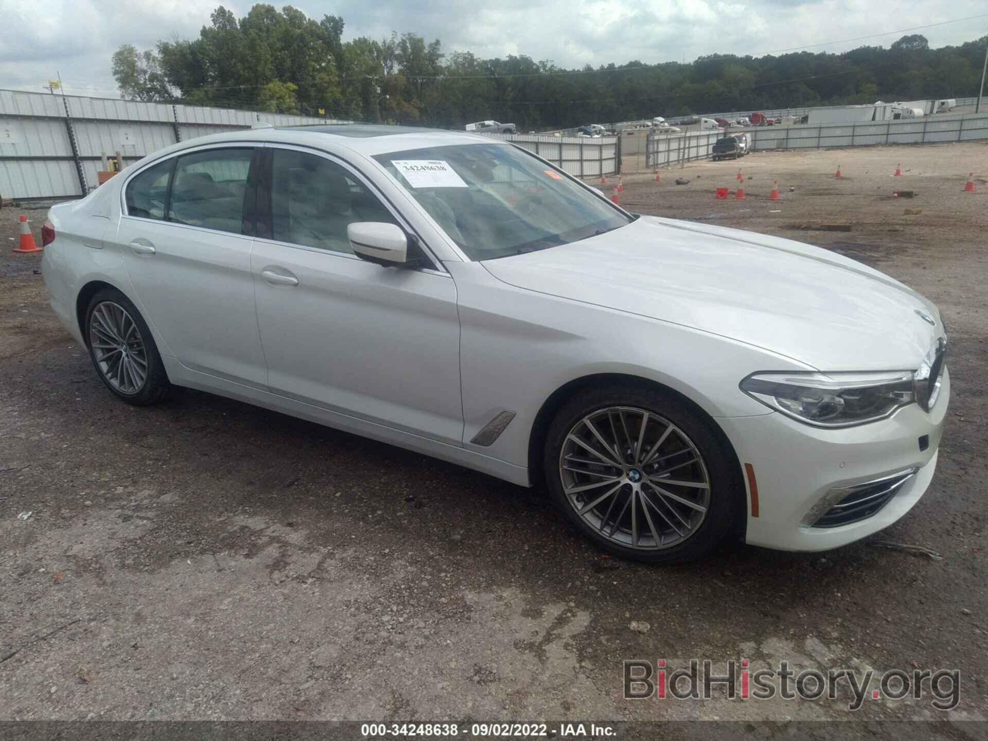 Photo WBAJE5C52KWW12109 - BMW 5 SERIES 2019