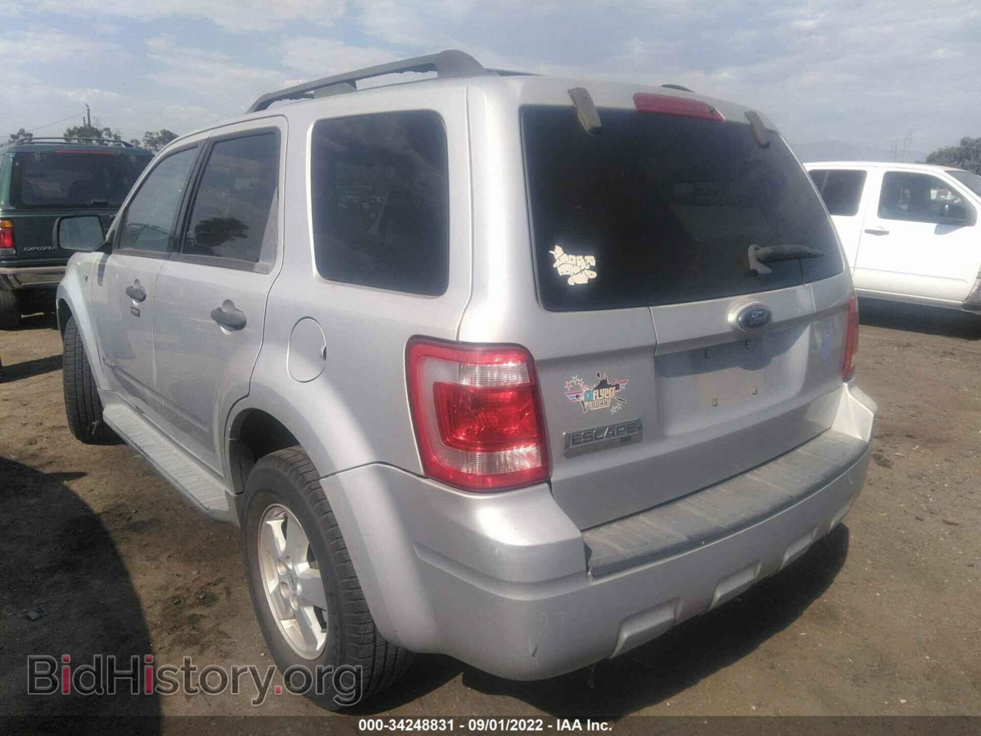 2008 FORD ESCAPE - VIN: 1FMCU03138KC70132 - Фото 3