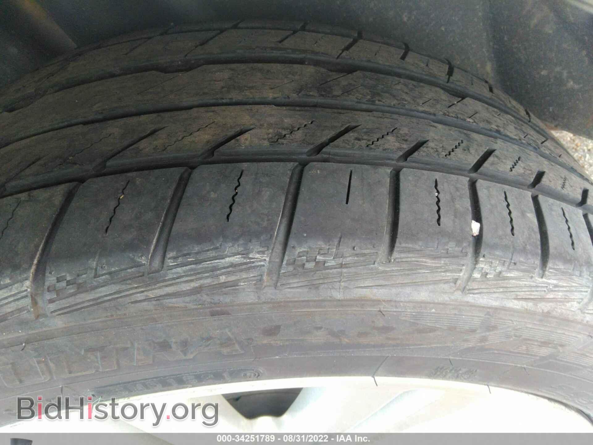 2012 CHRYSLER 300 - VIN: 2C3CCAETXCH256437 - Фото 13