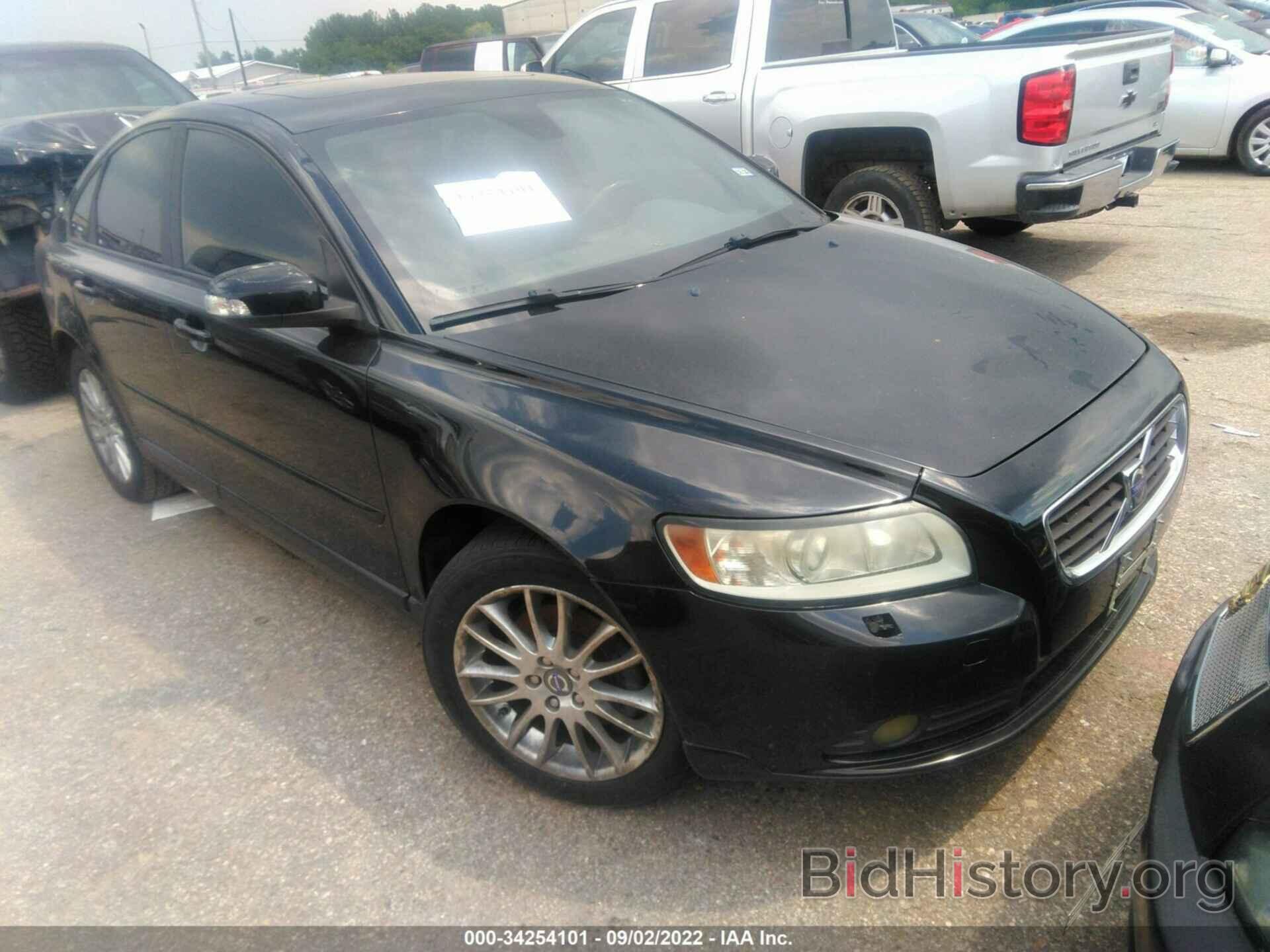 Photo YV1390MS2A2496210 - VOLVO S40 2010