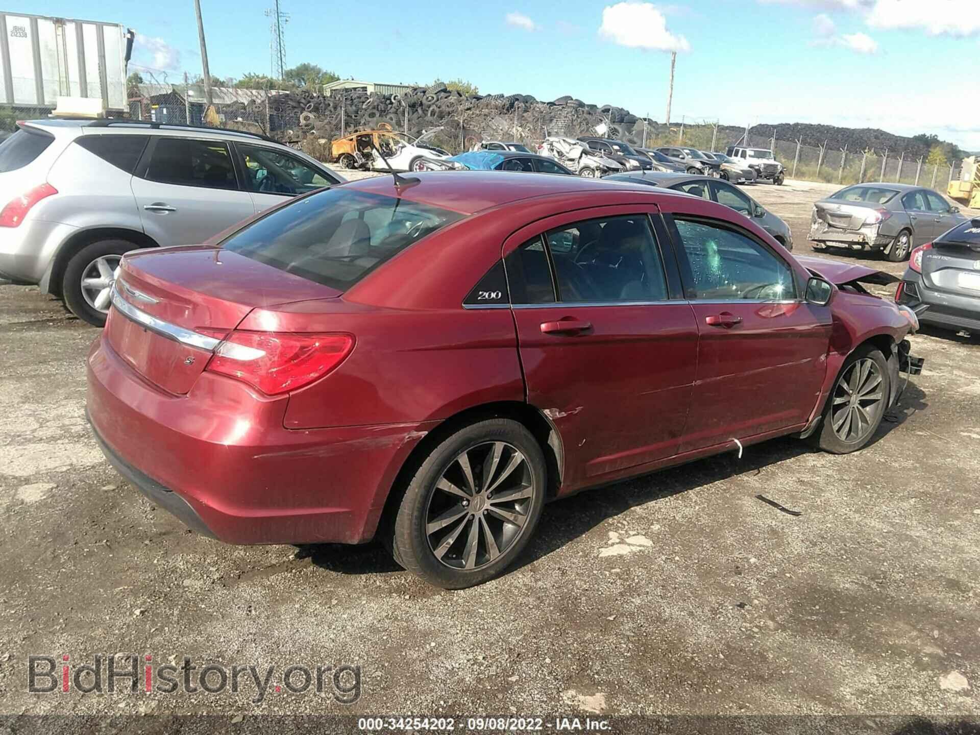 2013 CHRYSLER 200 - VIN: 1C3CCBBB1DN547130 - Фото 4