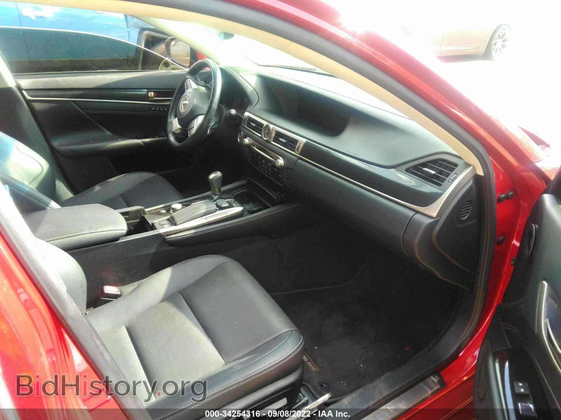 2016 LEXUS GS 200T - VIN: JTHBA1BL6GA001062 - Фото 5