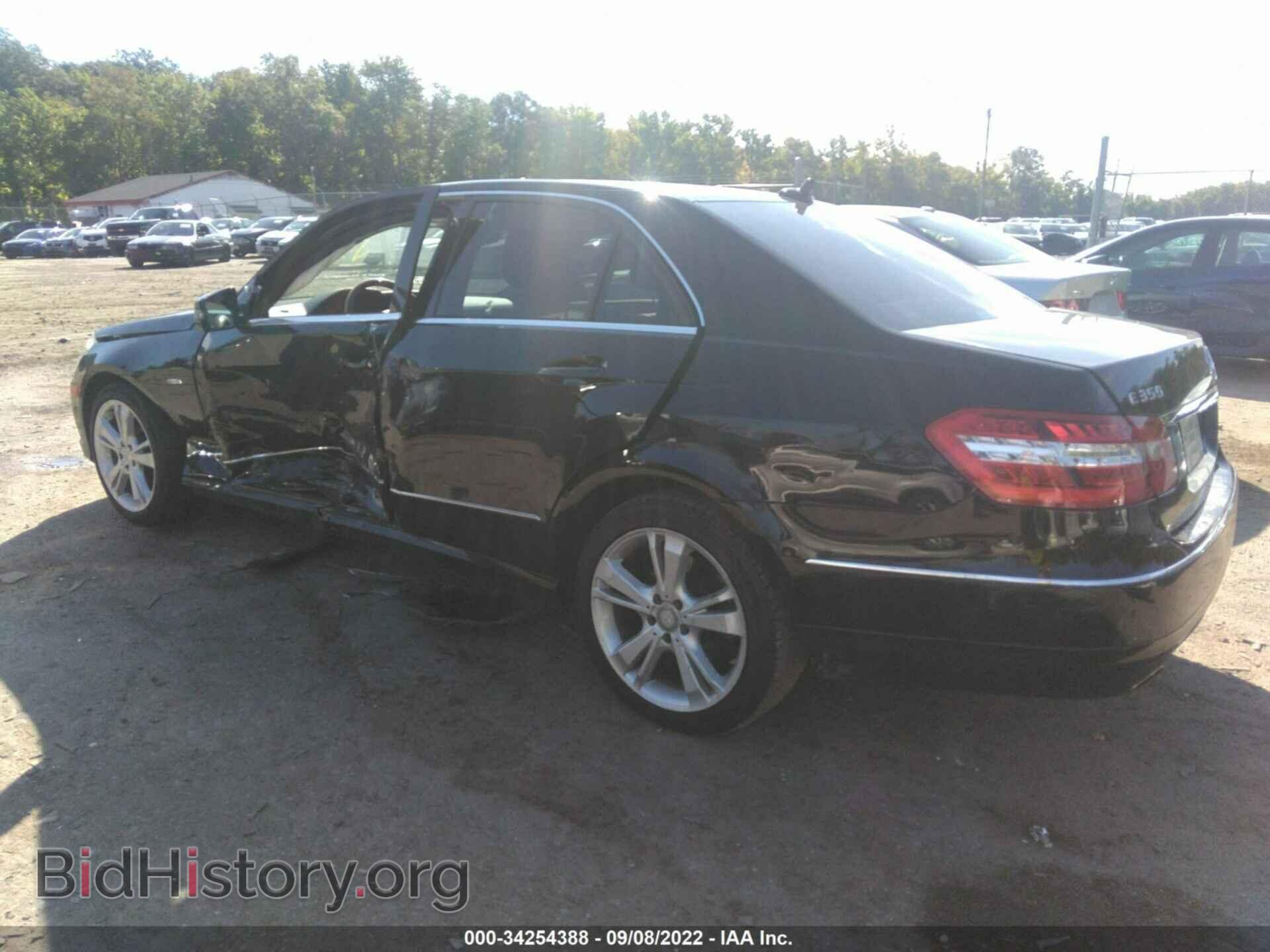 2012 MERCEDES-BENZ E-CLASS - VIN: WDDHF8JB5CA566725 - Фото 3