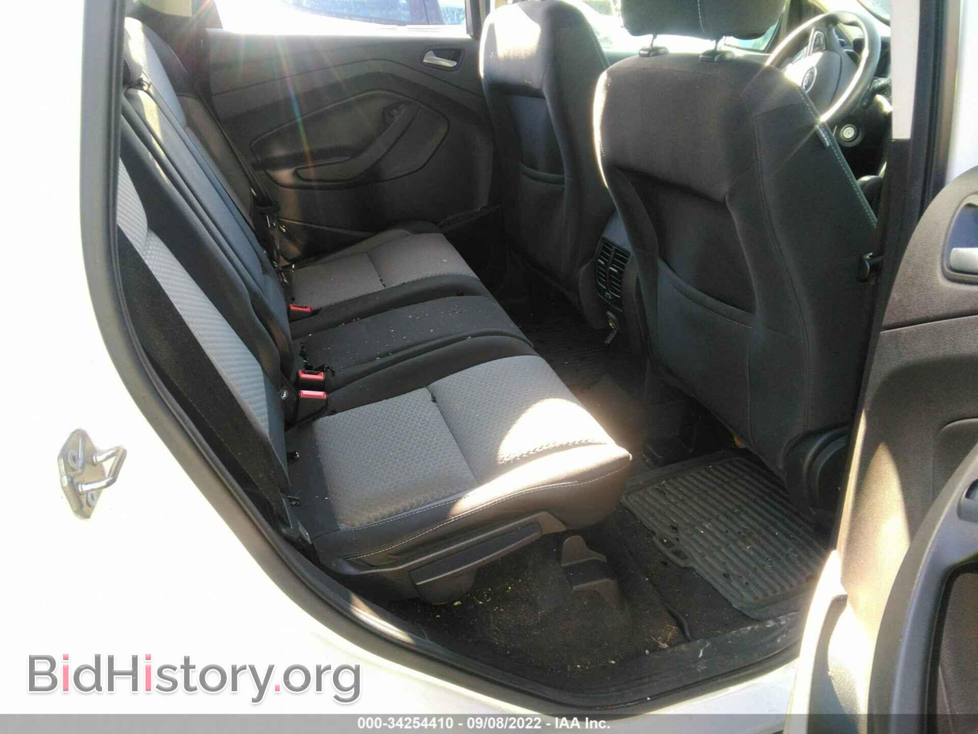 2017 FORD ESCAPE - VIN: 1FMCU9GDXHUB39406 - Photo 8
