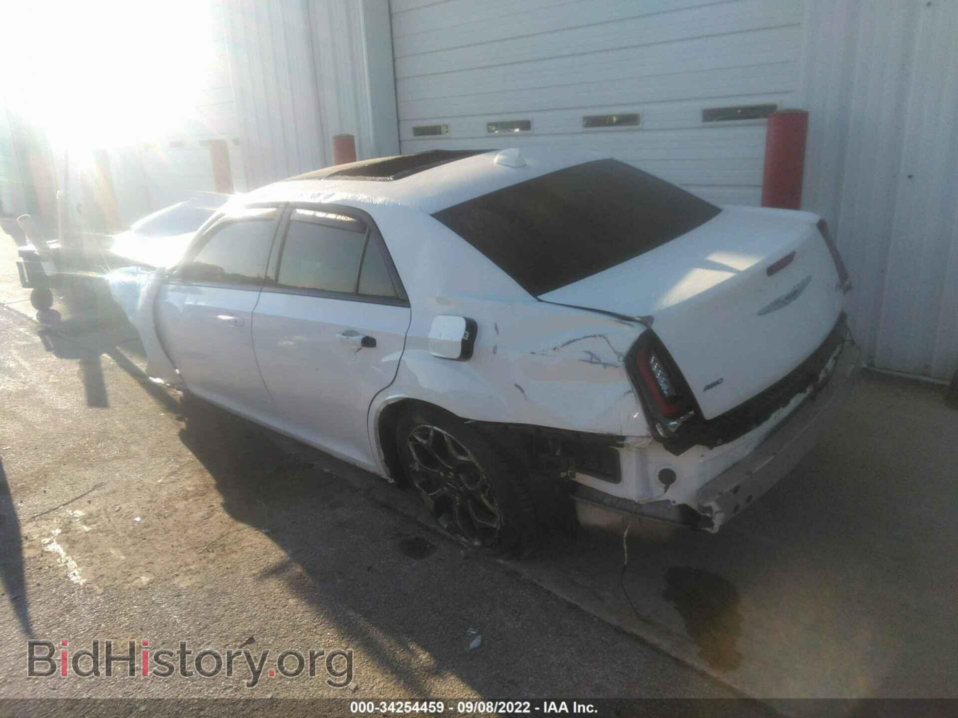 2018 CHRYSLER 300 - VIN: 2C3CCAGG8JH251010 - Фото 3