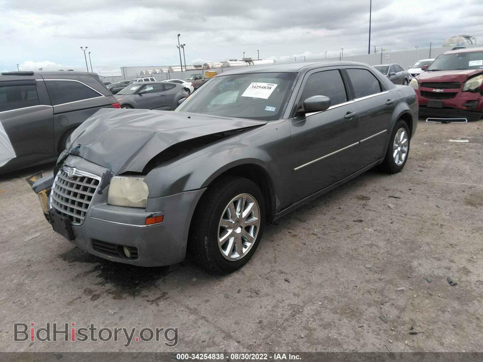 2007 CHRYSLER 300 - VIN: 2C3KA53G87H613103 - Фото 2