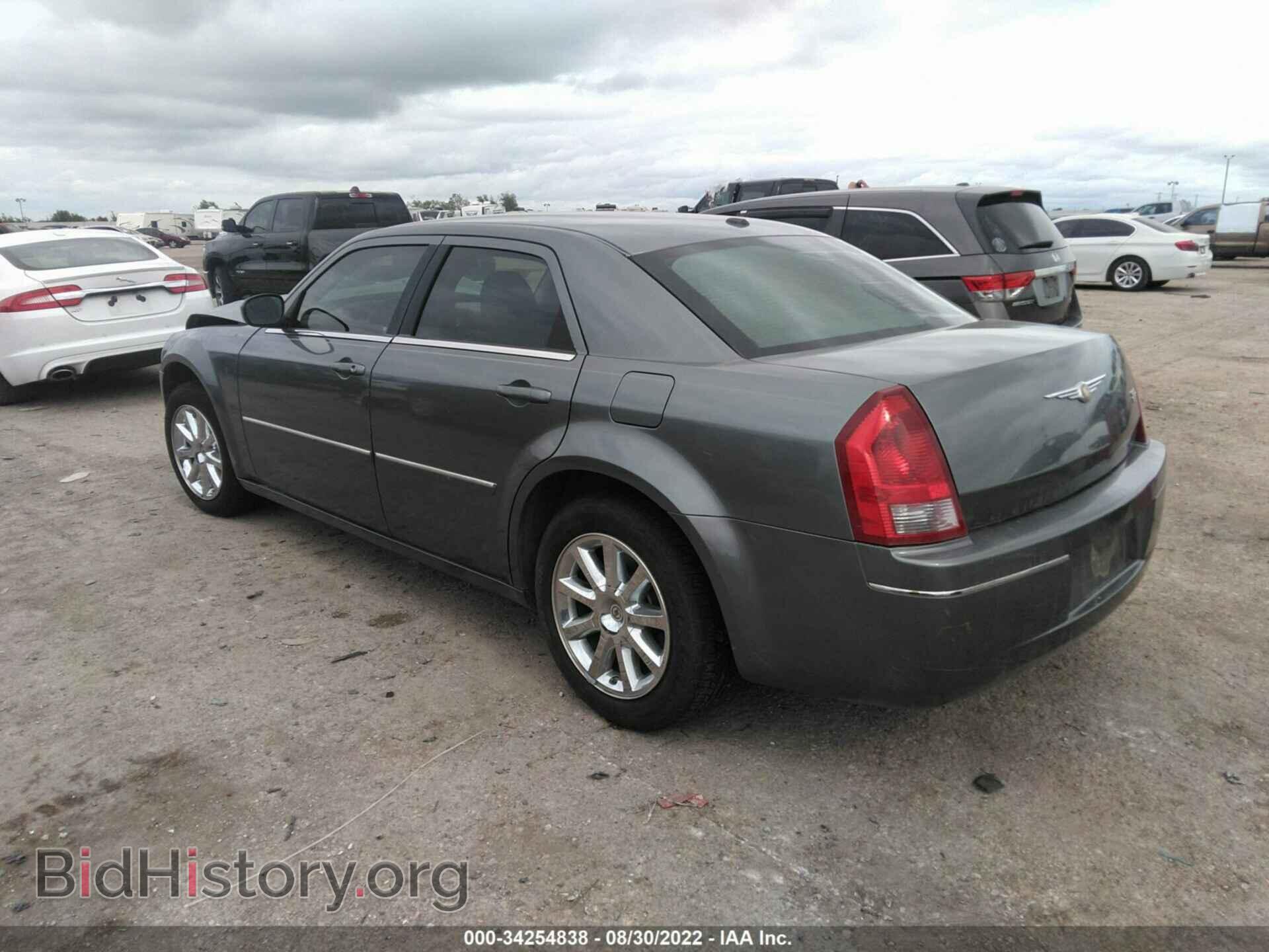 2007 CHRYSLER 300 - VIN: 2C3KA53G87H613103 - Фото 3