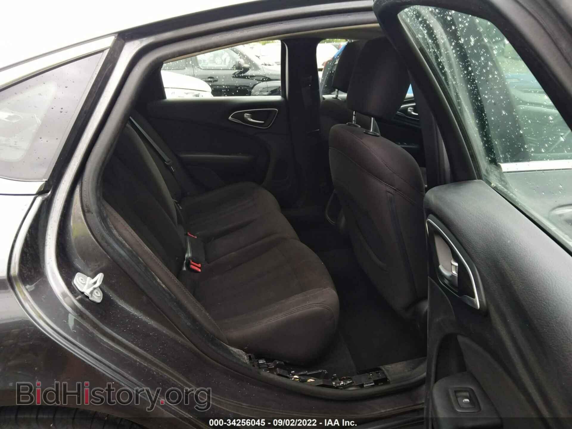 2015 CHRYSLER 200 - VIN: 1C3CCCABXFN684786 - Photo 8