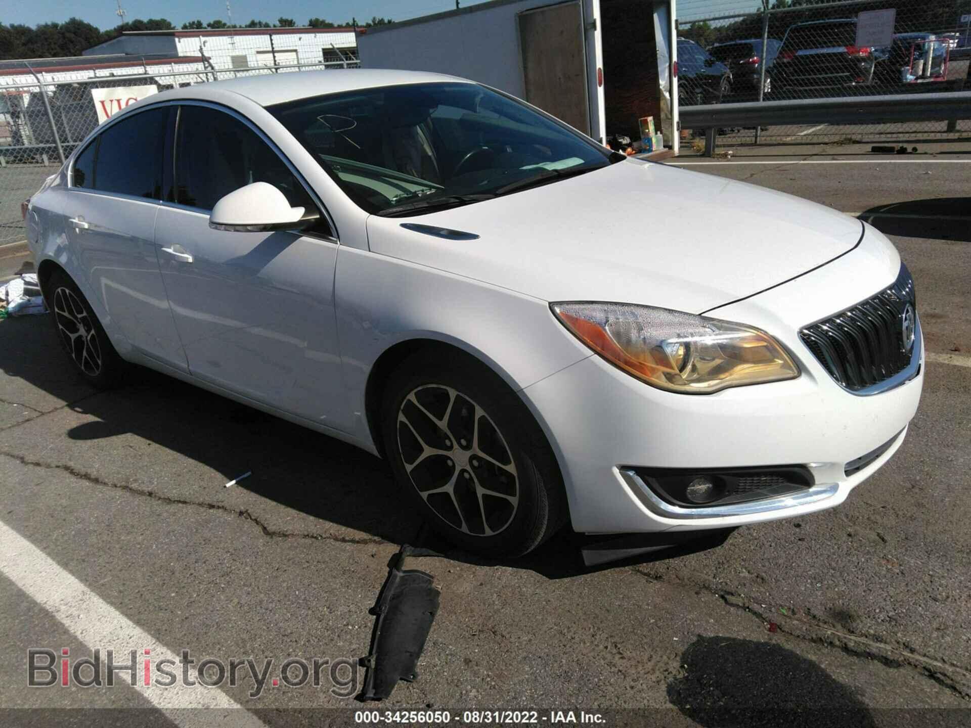 Photo 2G4GL5EXXH9176866 - BUICK REGAL 2017