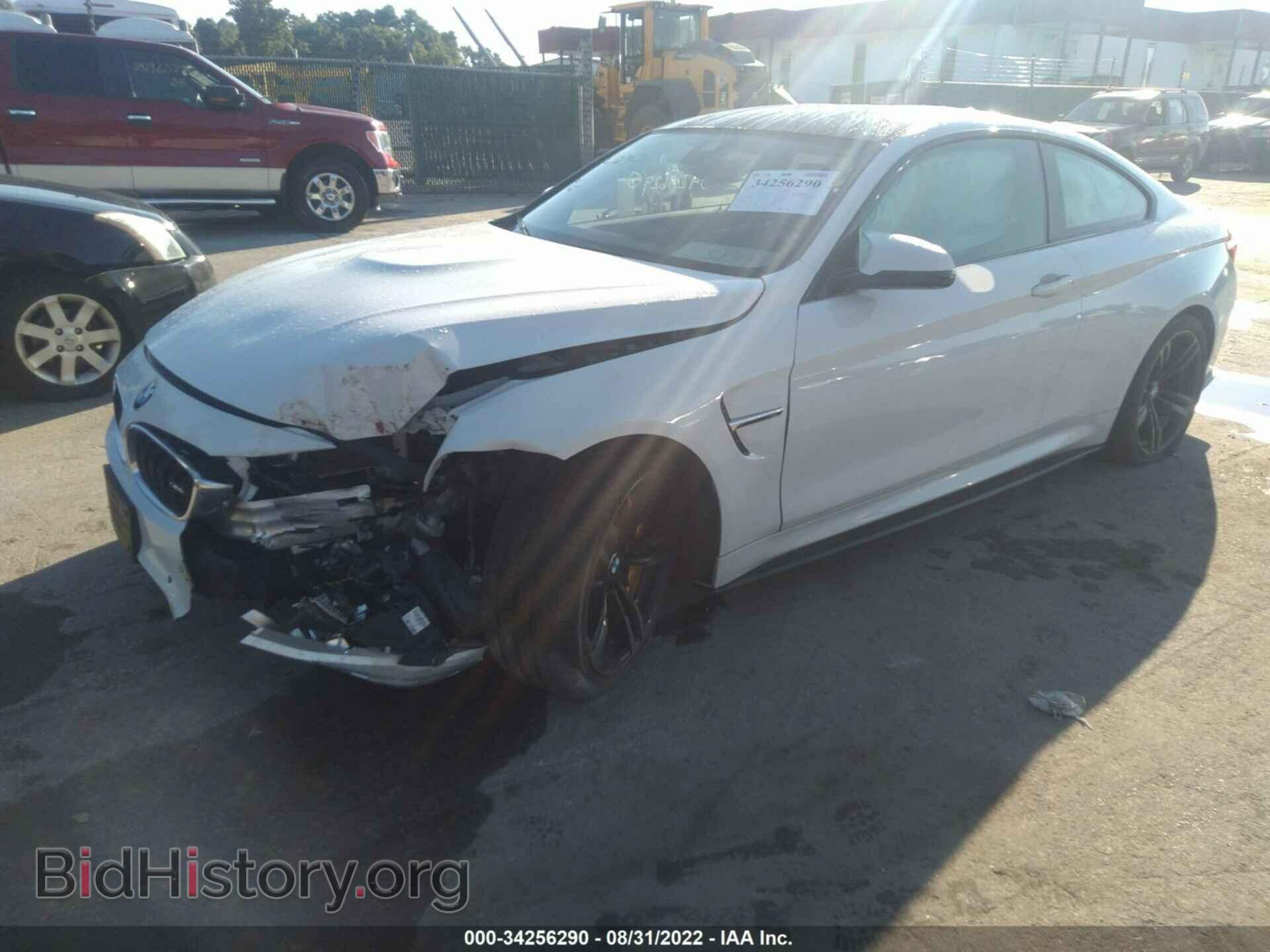 2015 BMW M4 - VIN: WBS3R9C50FK333240 - Фото 2