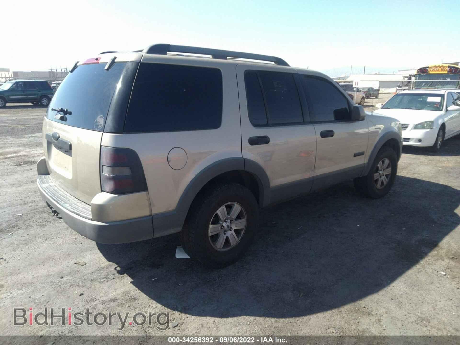 2006 FORD EXPLORER - VIN: 1FMEU63E56ZA07045 - Фото 4