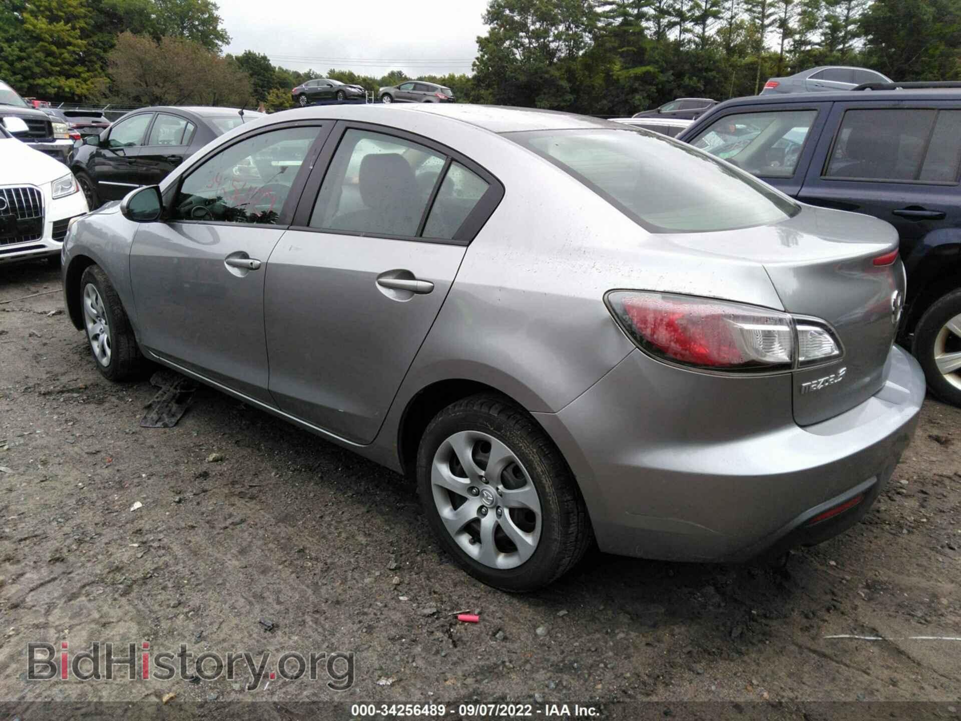 2011 MAZDA MAZDA3 - VIN: JM1BL1UG1B1454669 - Фото 3