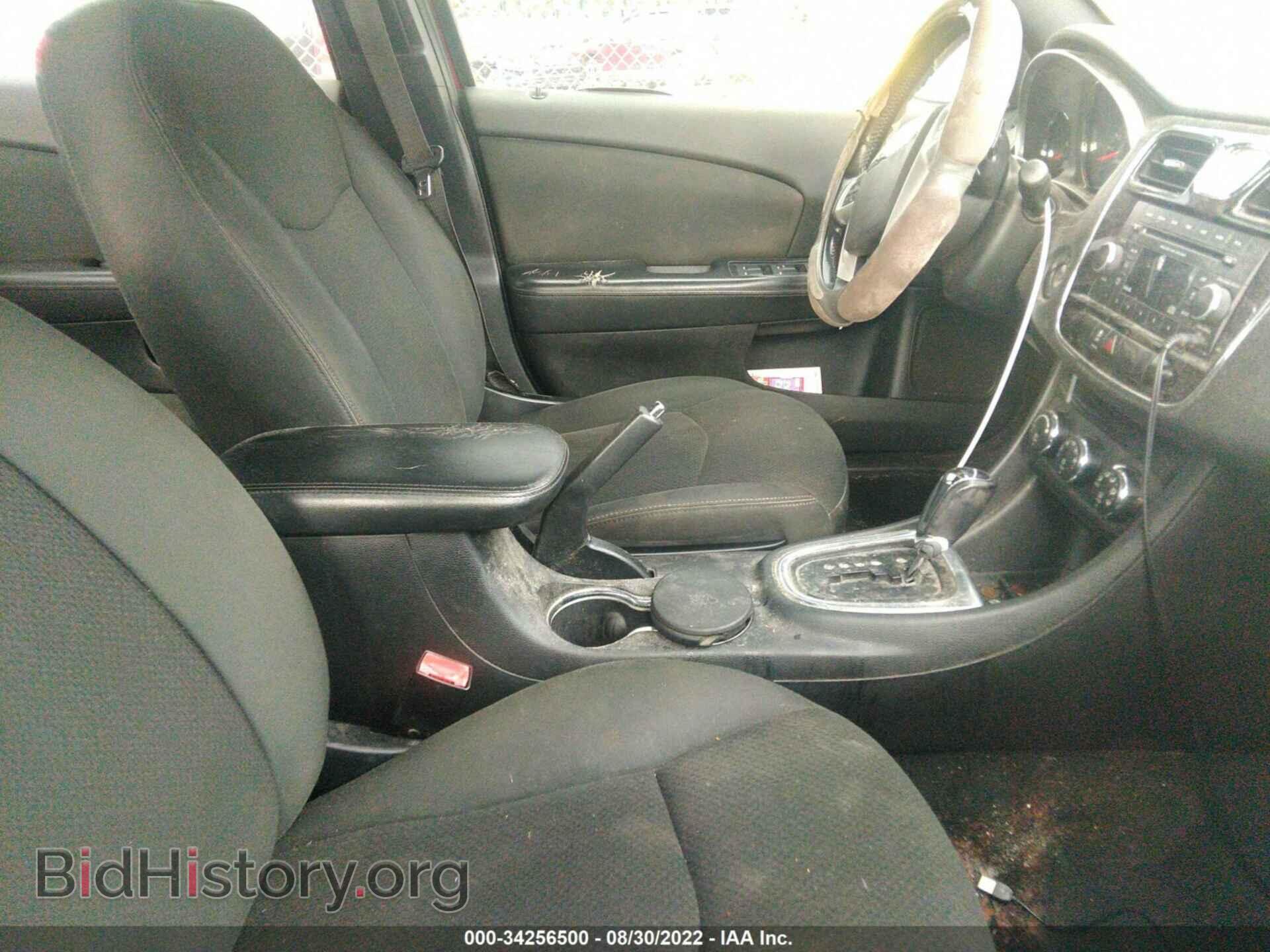 2012 CHRYSLER 200 - VIN: 1C3CCBBB2CN131912 - Photo 5