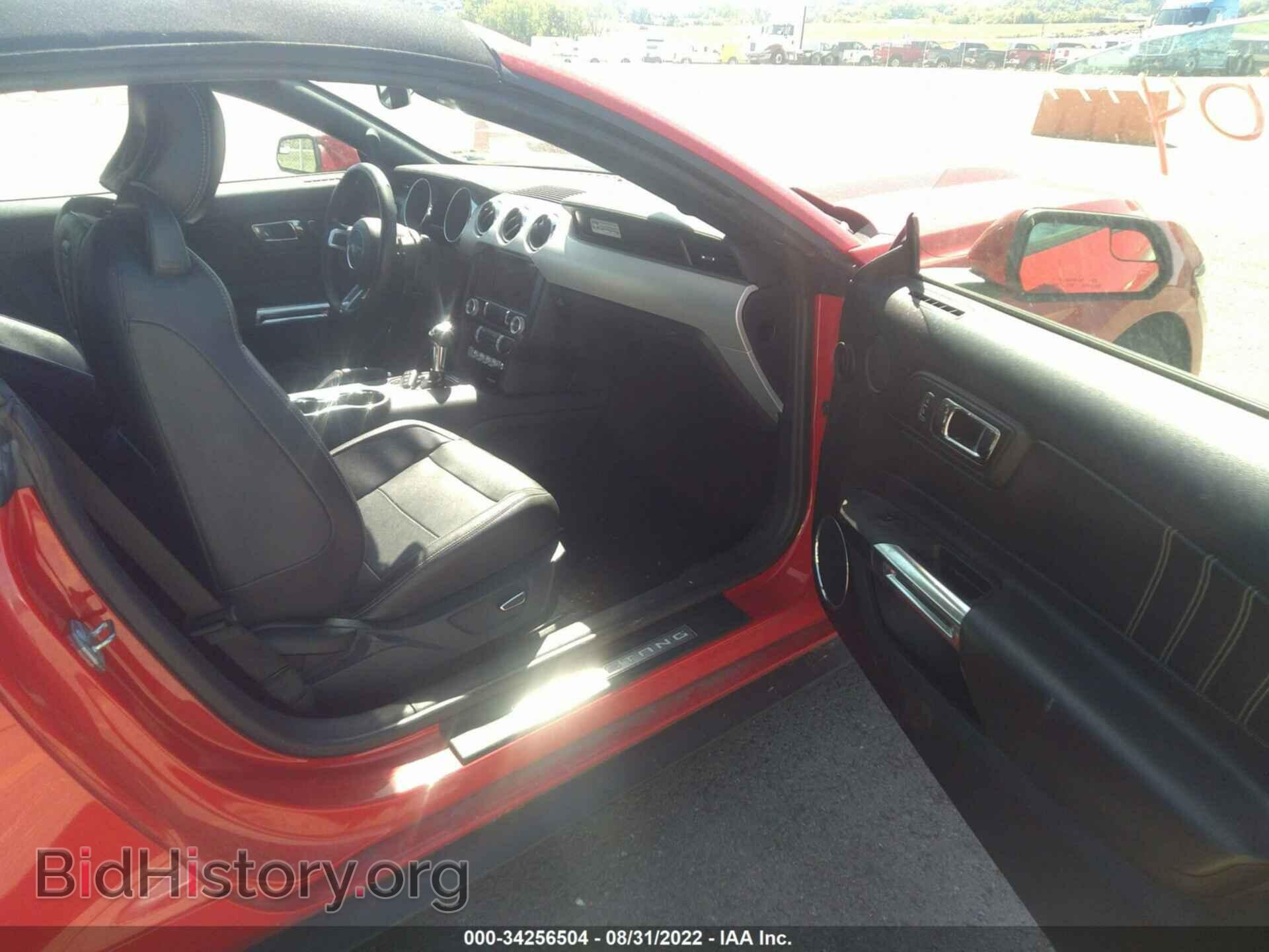 2016 FORD MUSTANG - VIN: 1FATP8UH8G5295939 - Фото 5