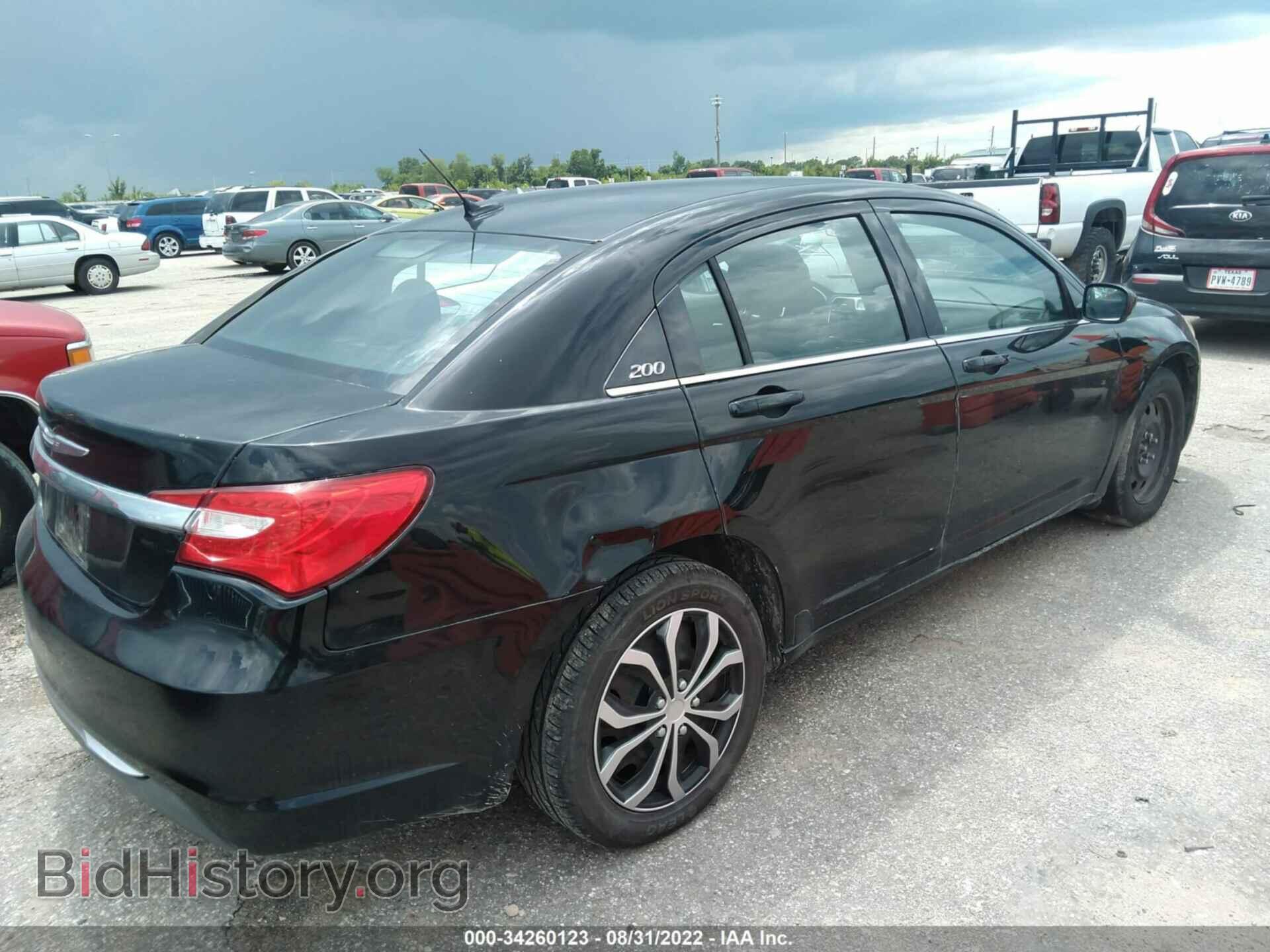 2012 CHRYSLER 200 - VIN: 1C3CCBAB3CN167335 - Фото 4