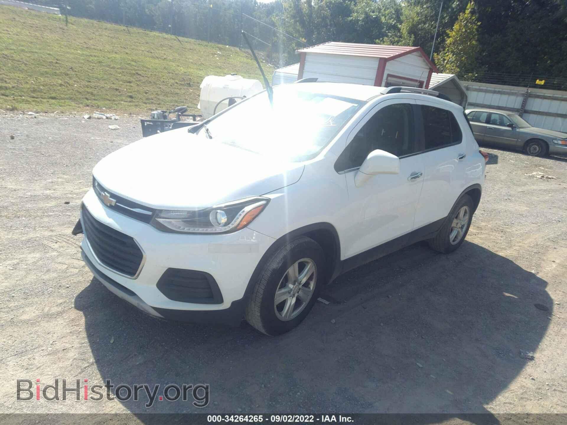 2017 CHEVROLET TRAX - VIN: 3GNCJLSB9HL270957 - Фото 2