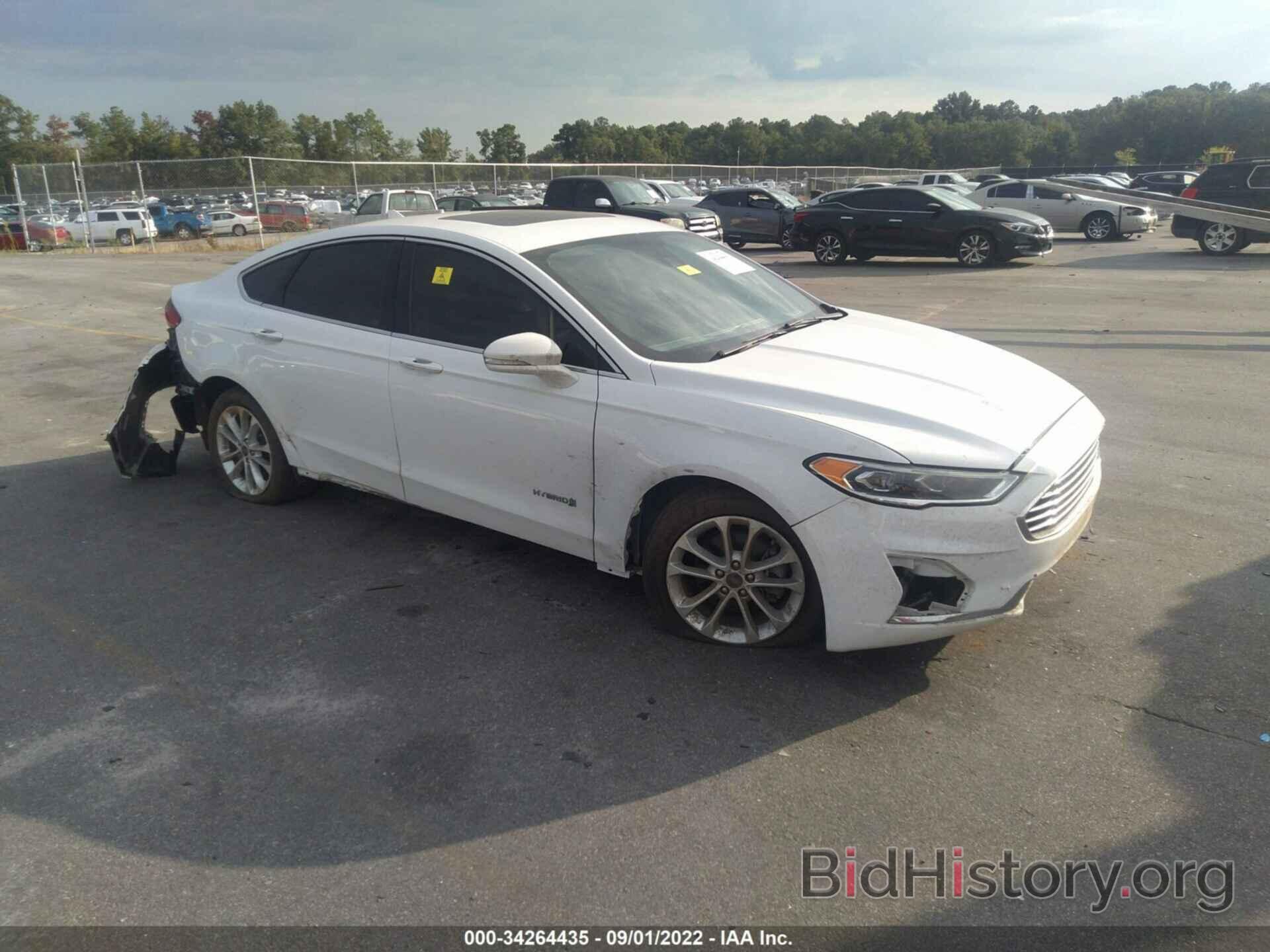 Photo 3FA6P0MU6KR180757 - FORD FUSION HYBRID 2019