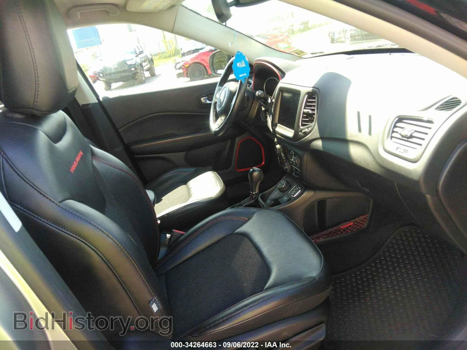 2019 JEEP COMPASS - VIN: 3C4NJDDB0KT671471 - Фото 5
