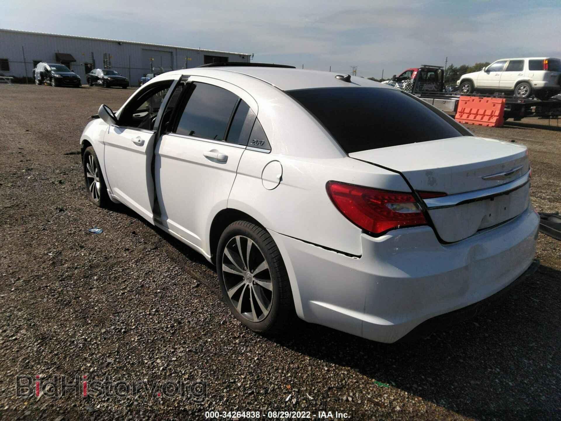2012 CHRYSLER 200 - VIN: 1C3CCBBGXCN330024 - Фото 3