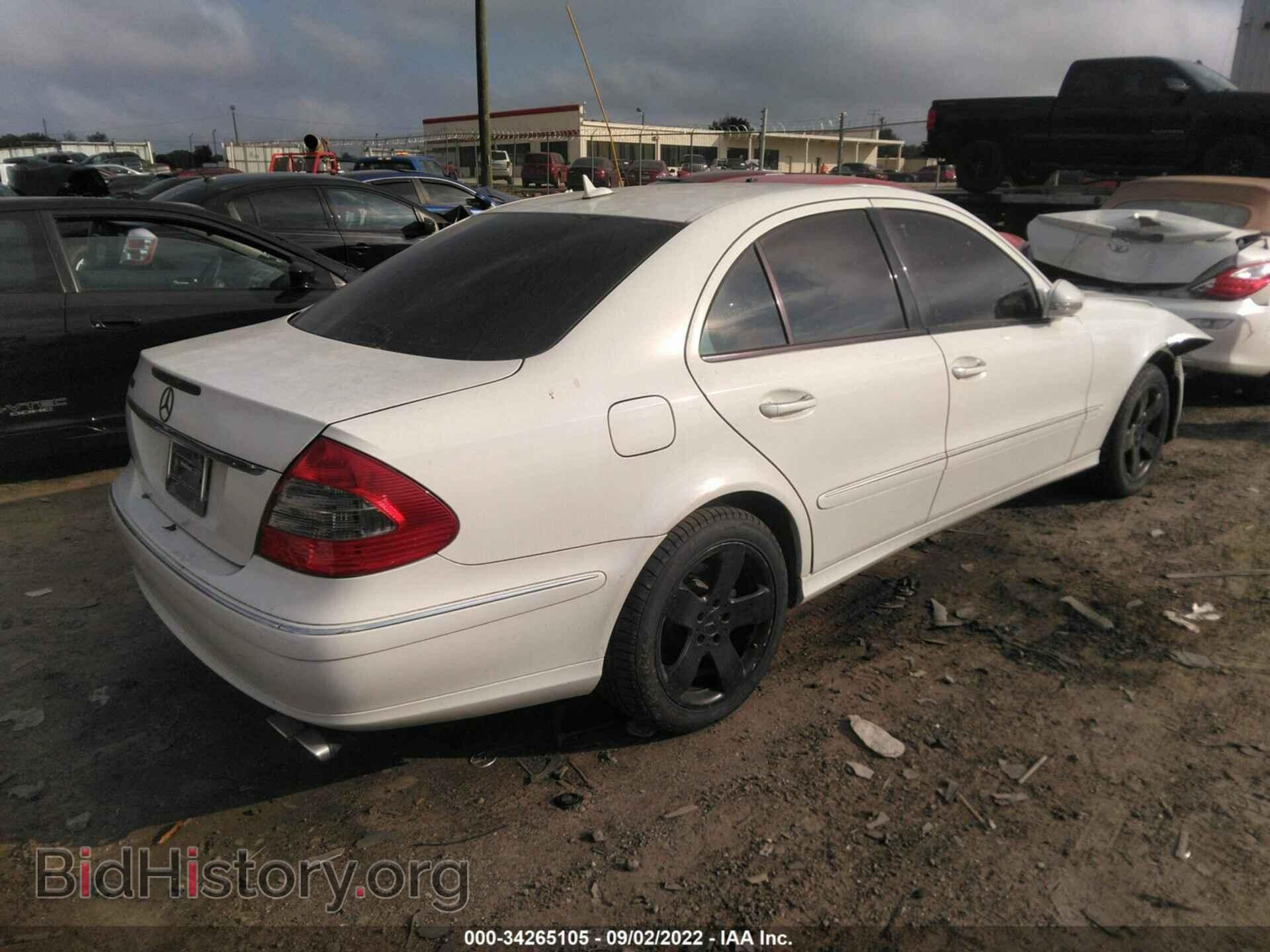 2007 MERCEDES-BENZ E-CLASS - VIN: WDBUF72X97B046202 - Фото 4